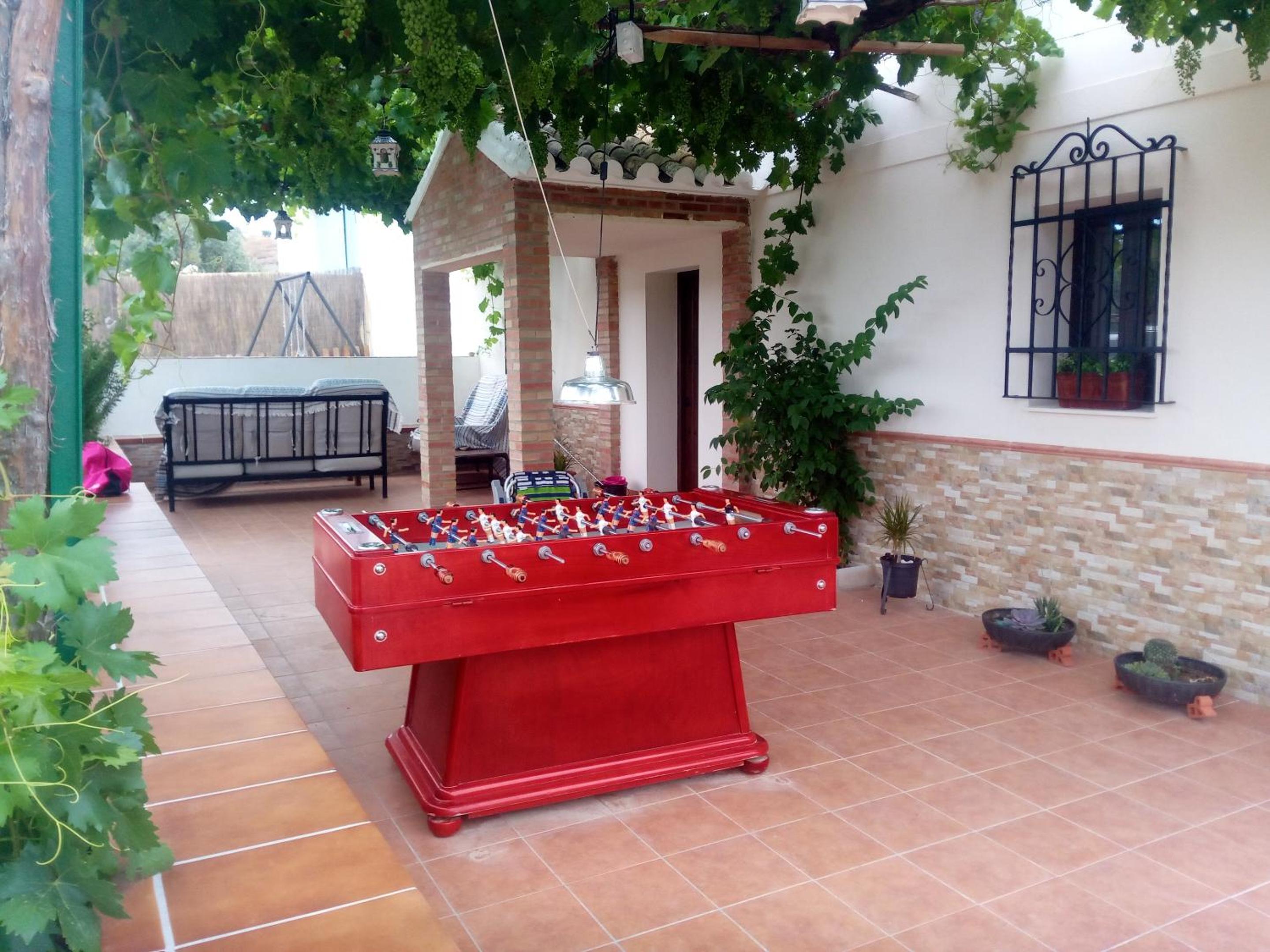 Charming House with Pool in Montilla
