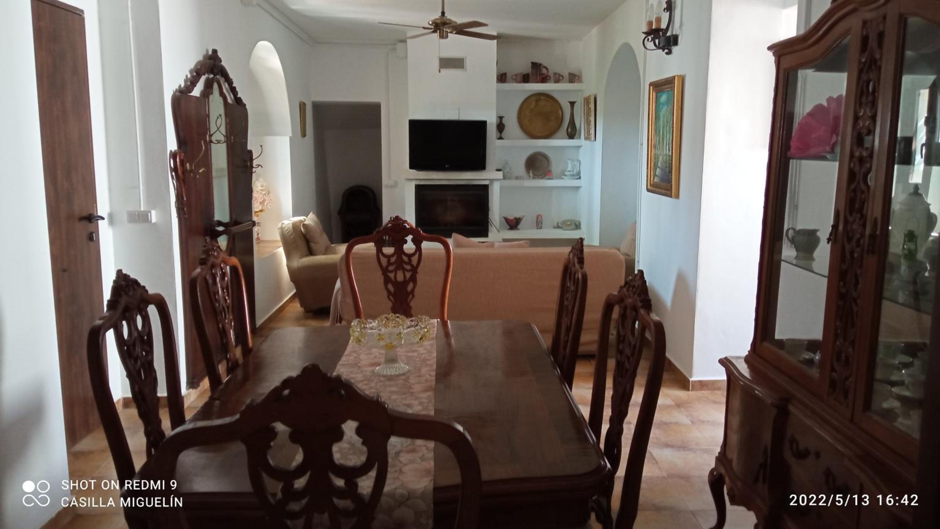 Charming House with Pool in Montilla