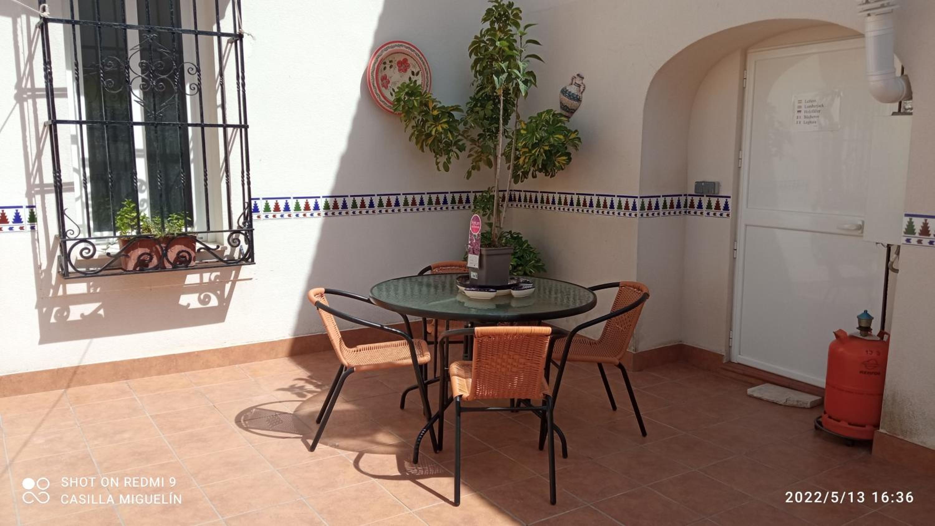 Charming House with Pool in Montilla