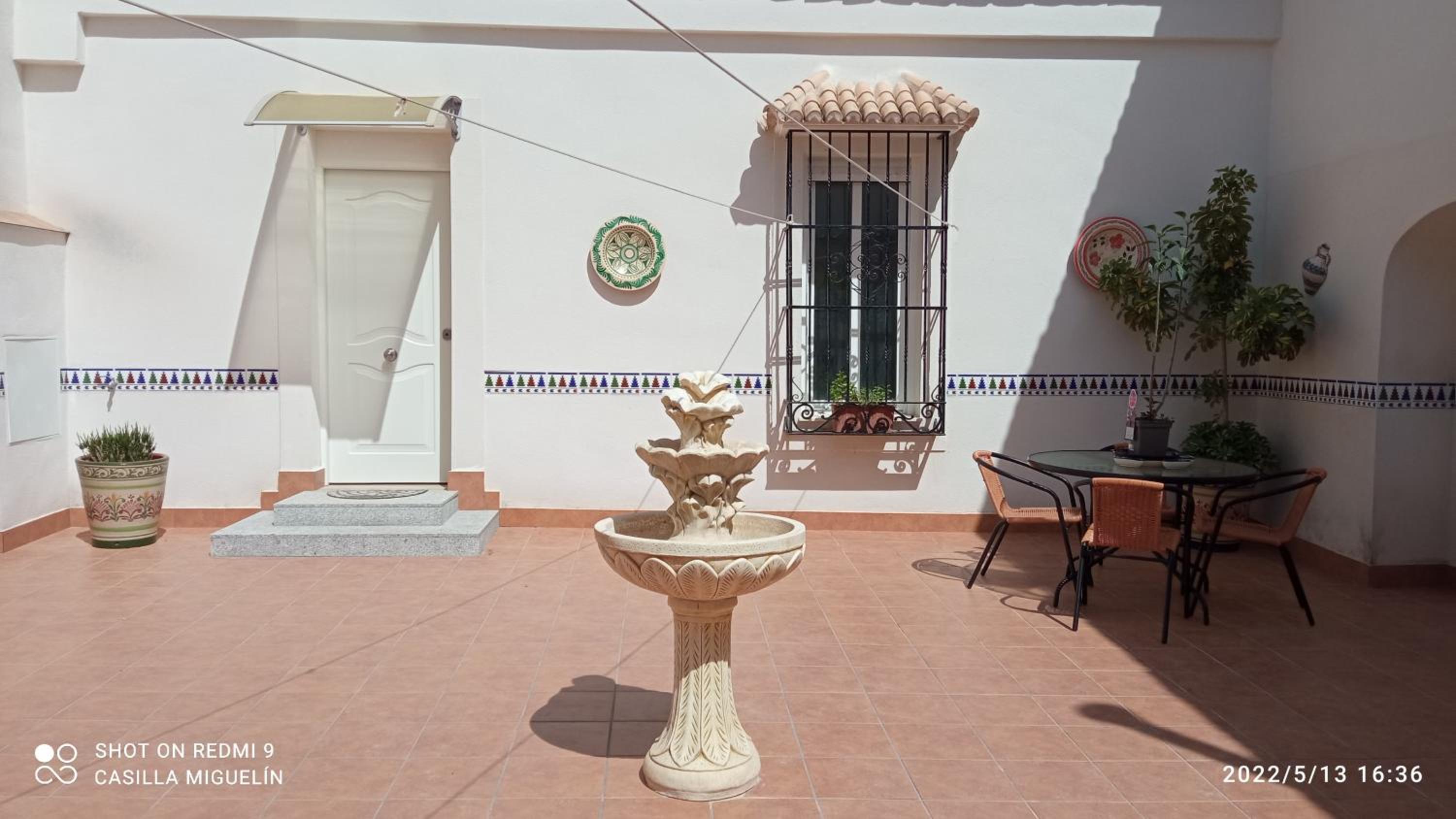Charming House with Pool in Montilla