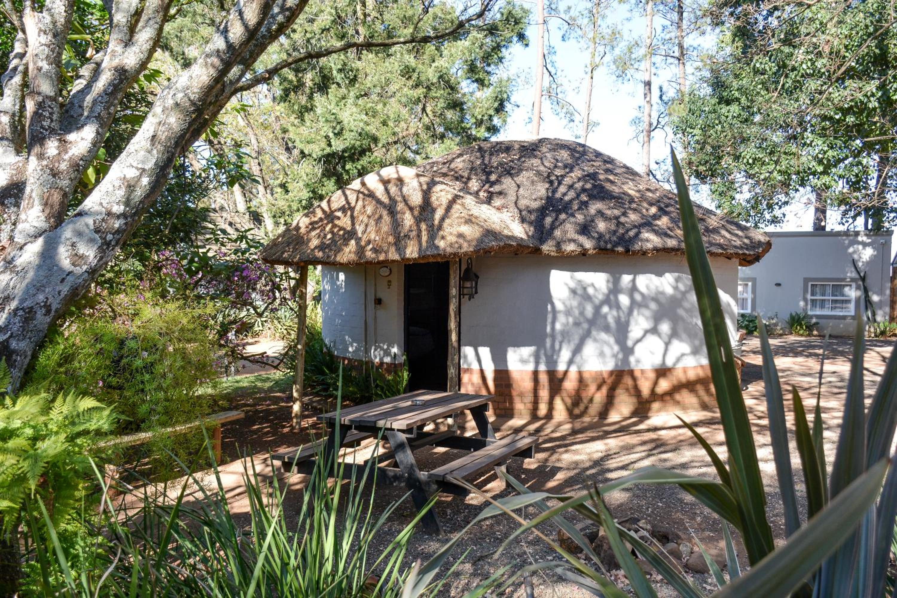 Biggy Best Boutique Hotel & Self Catering Cottages