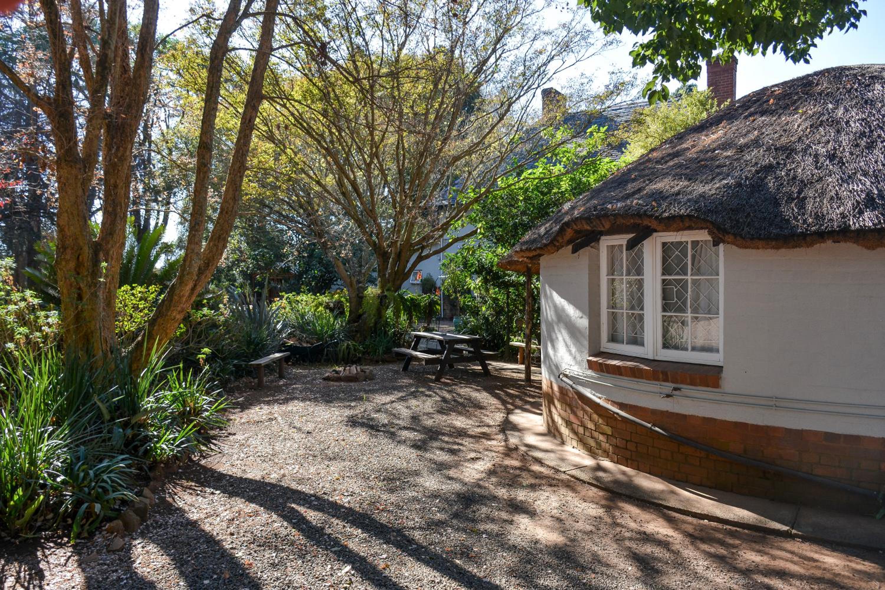 Biggy Best Boutique Hotel & Self Catering Cottages