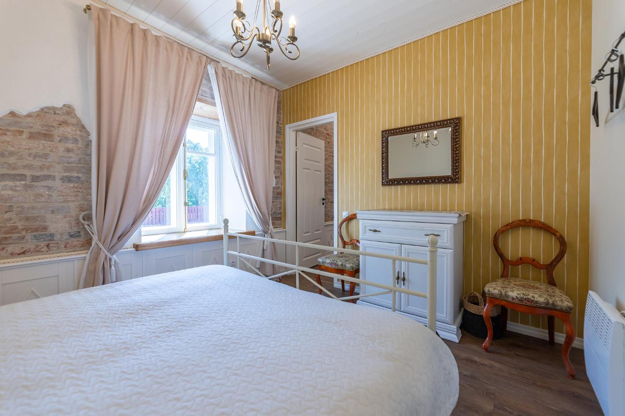 Aadma Guesthouse
