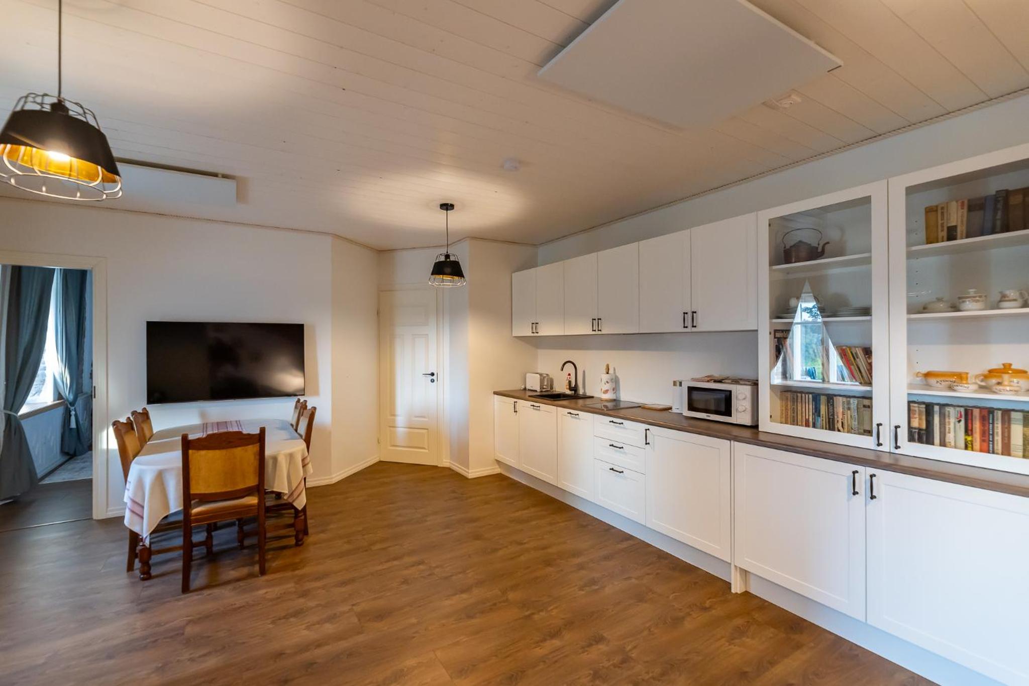 Aadma Guesthouse