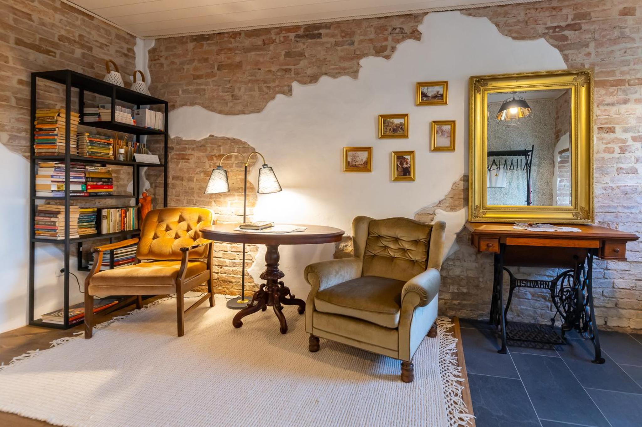 Aadma Guesthouse