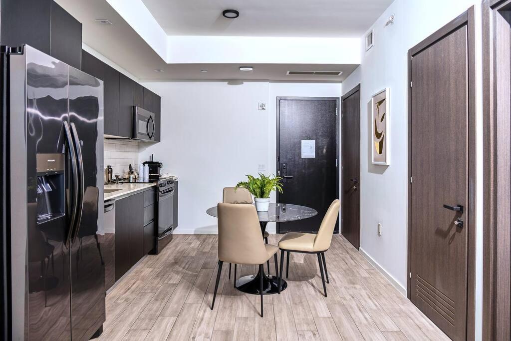 Ocean Front View Stylish Condo in Downtown Miami