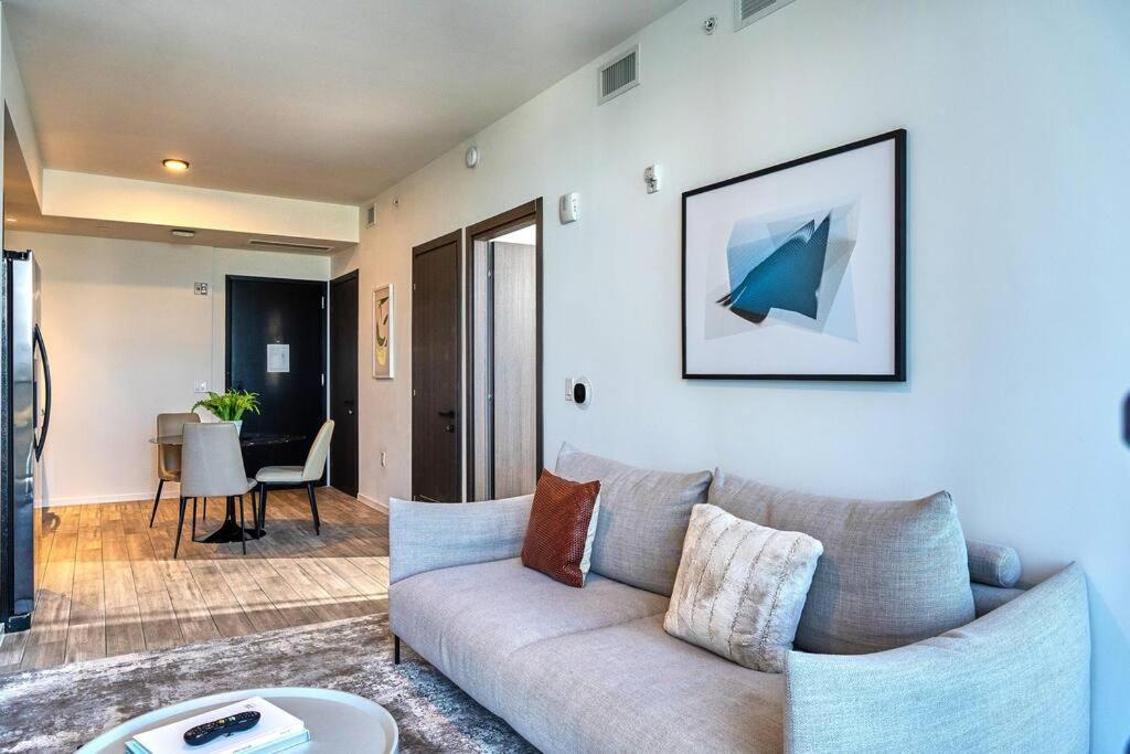 Ocean Front View Stylish Condo in Downtown Miami