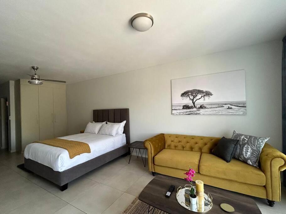 Luxurious & Stylish Apartment