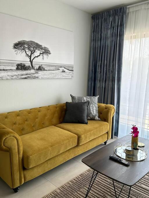 Luxurious & Stylish Apartment