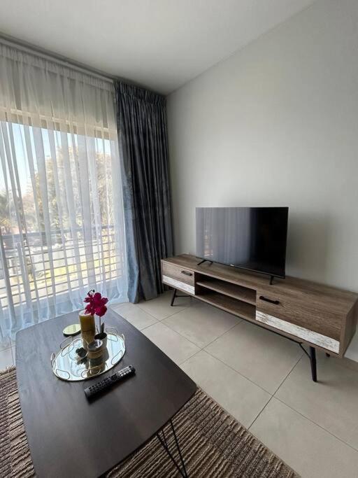 Luxurious & Stylish Apartment