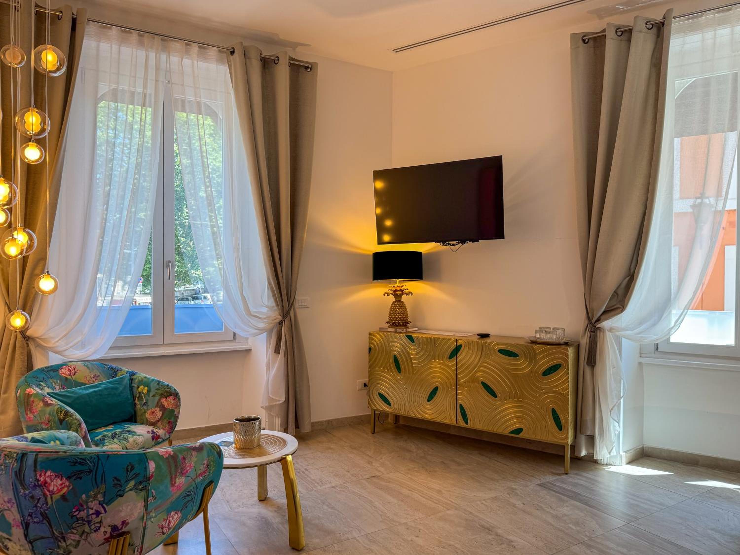 Alto Apartment