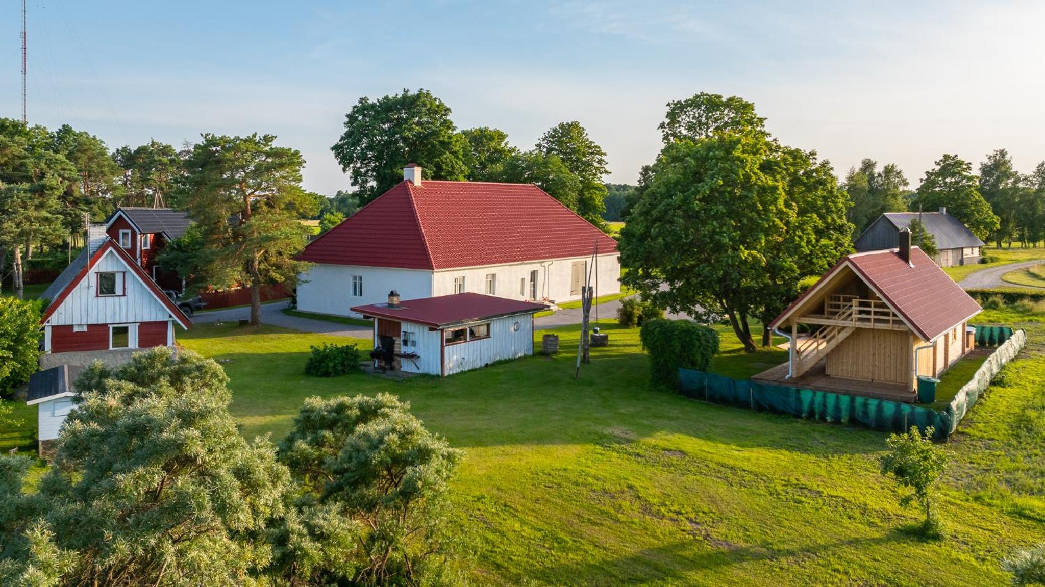 Aadma Guesthouse