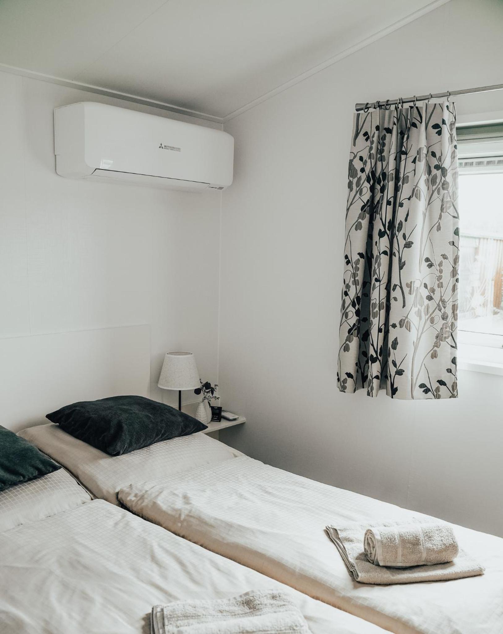 Ferienhaus Ufergeheimnis am Gülser Moselbogen I 2 SZ I 5 Gäste I Badebucht I Grill I Garten