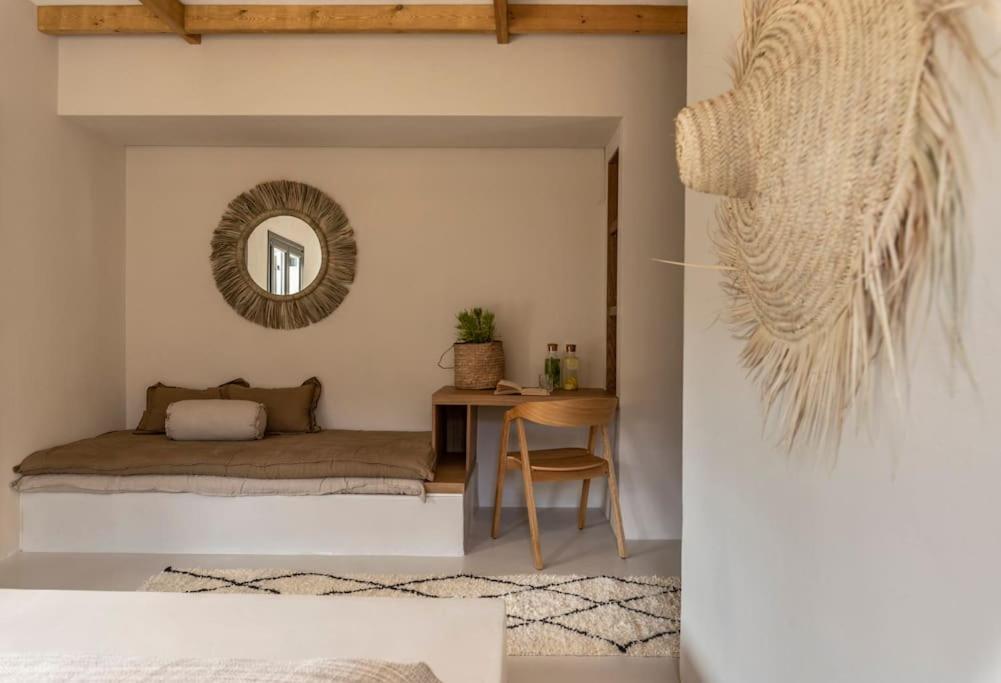 Villa Naos