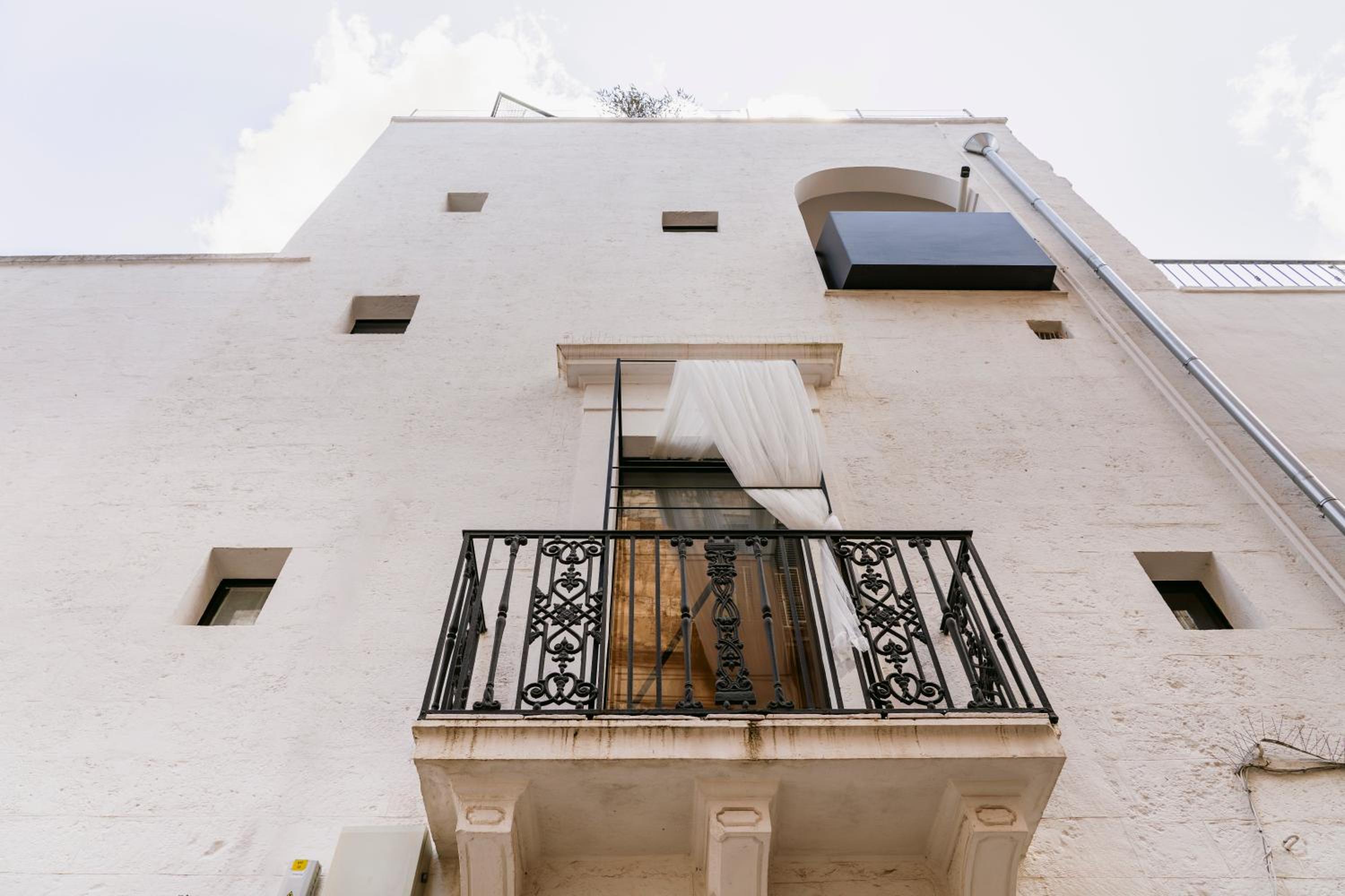 Palazzo Biancofiore, suites & rooftop Ostuni view 4