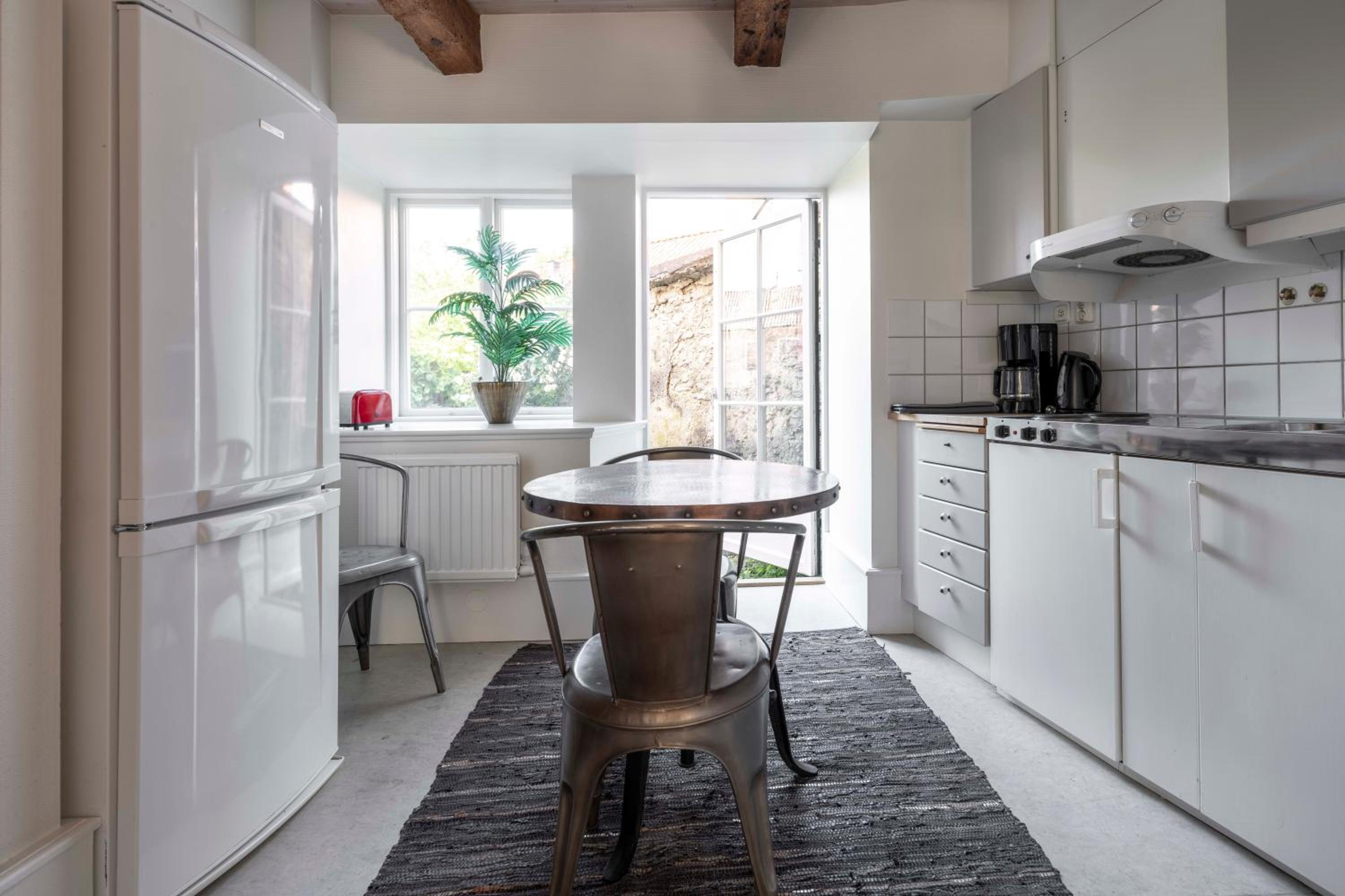 Cozy apartment in the heart of Visby view 3