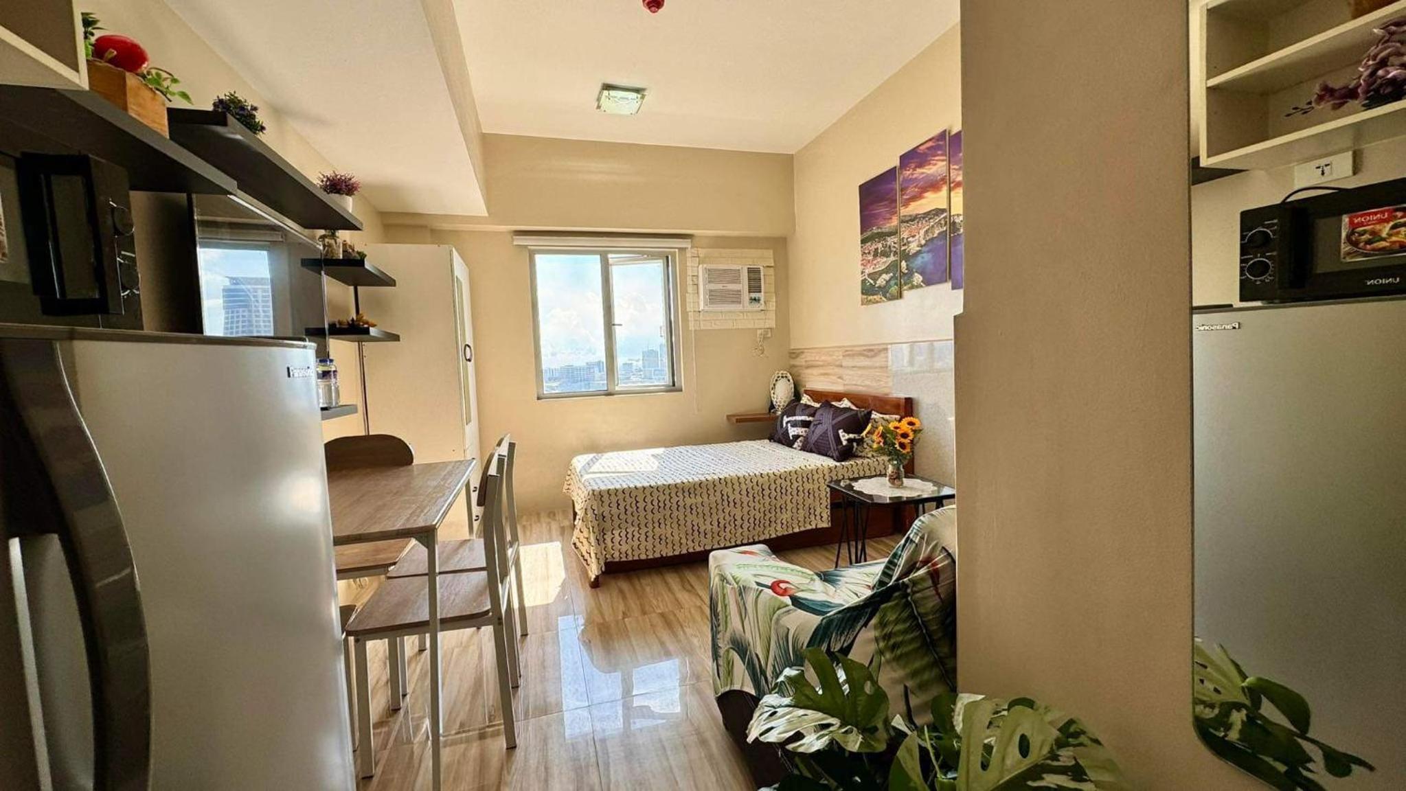 Across Sm City Cebu Sunvida Tower Studio Unit