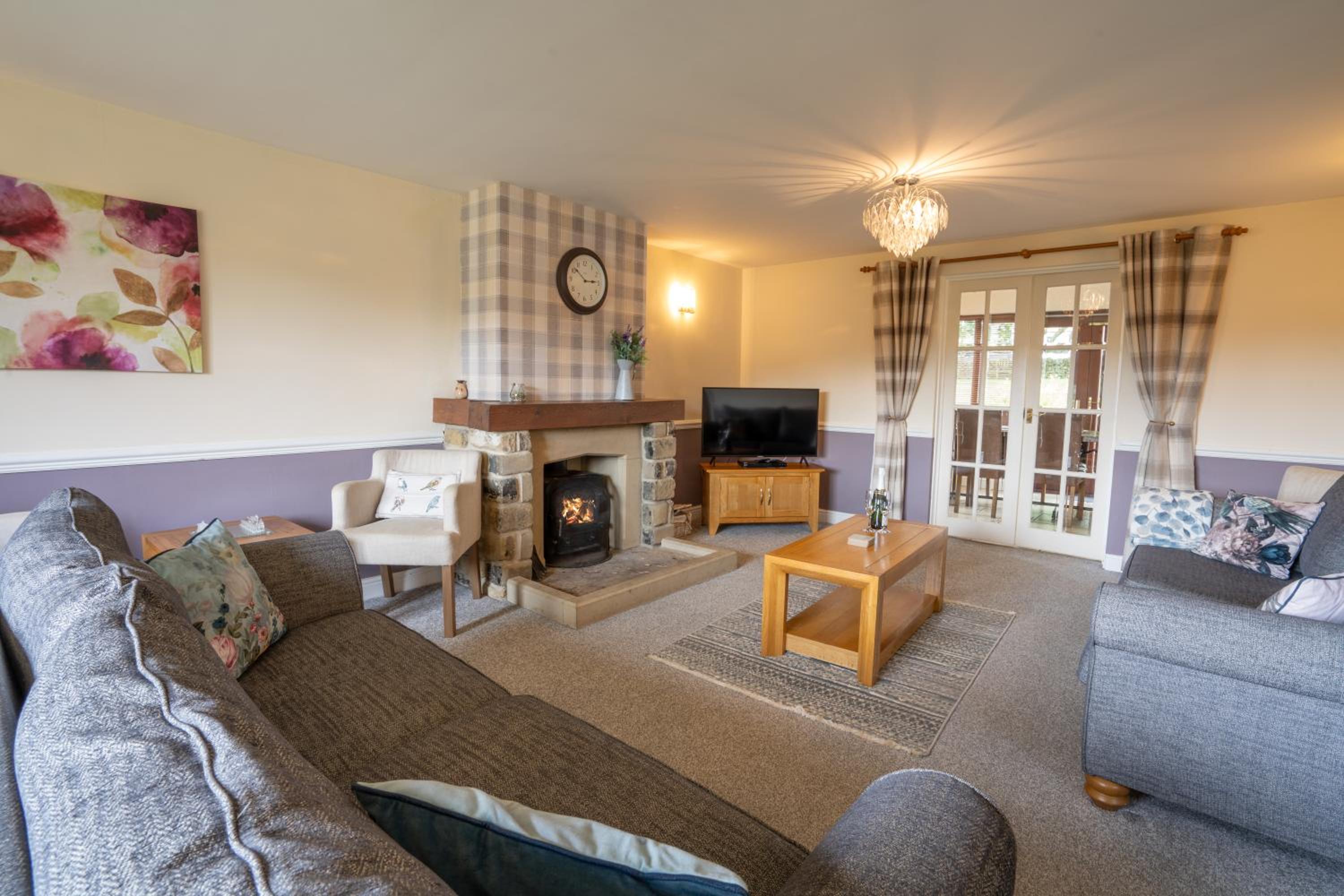 Orchard Cottage 5 bedrooms view 4