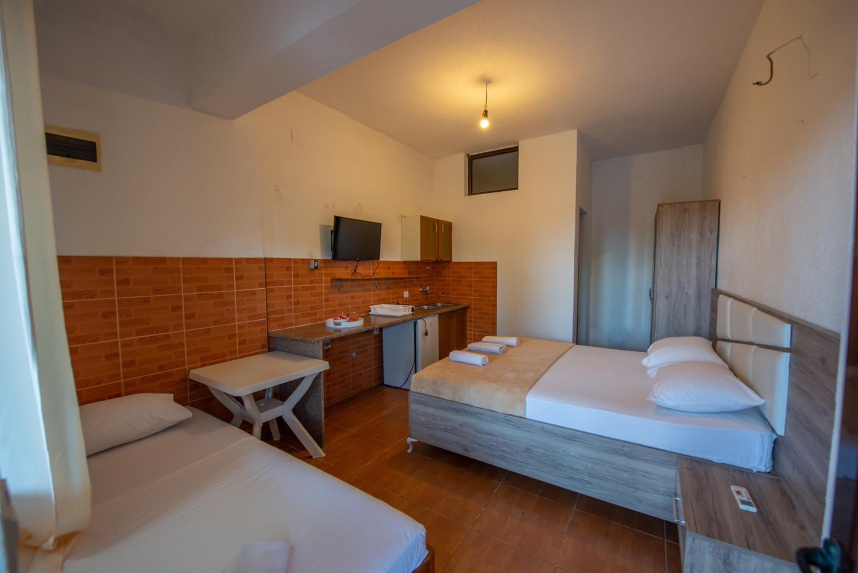 Ami Apartments