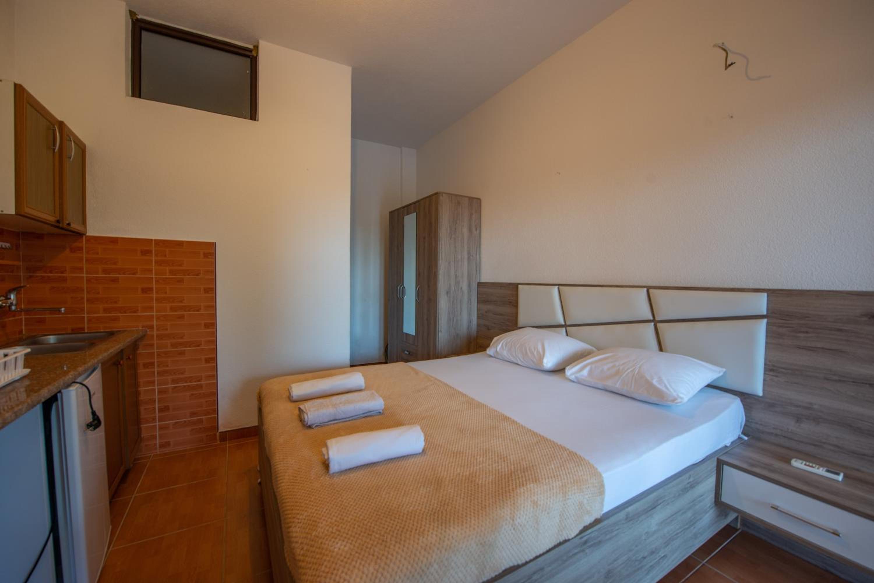 Ami Apartments