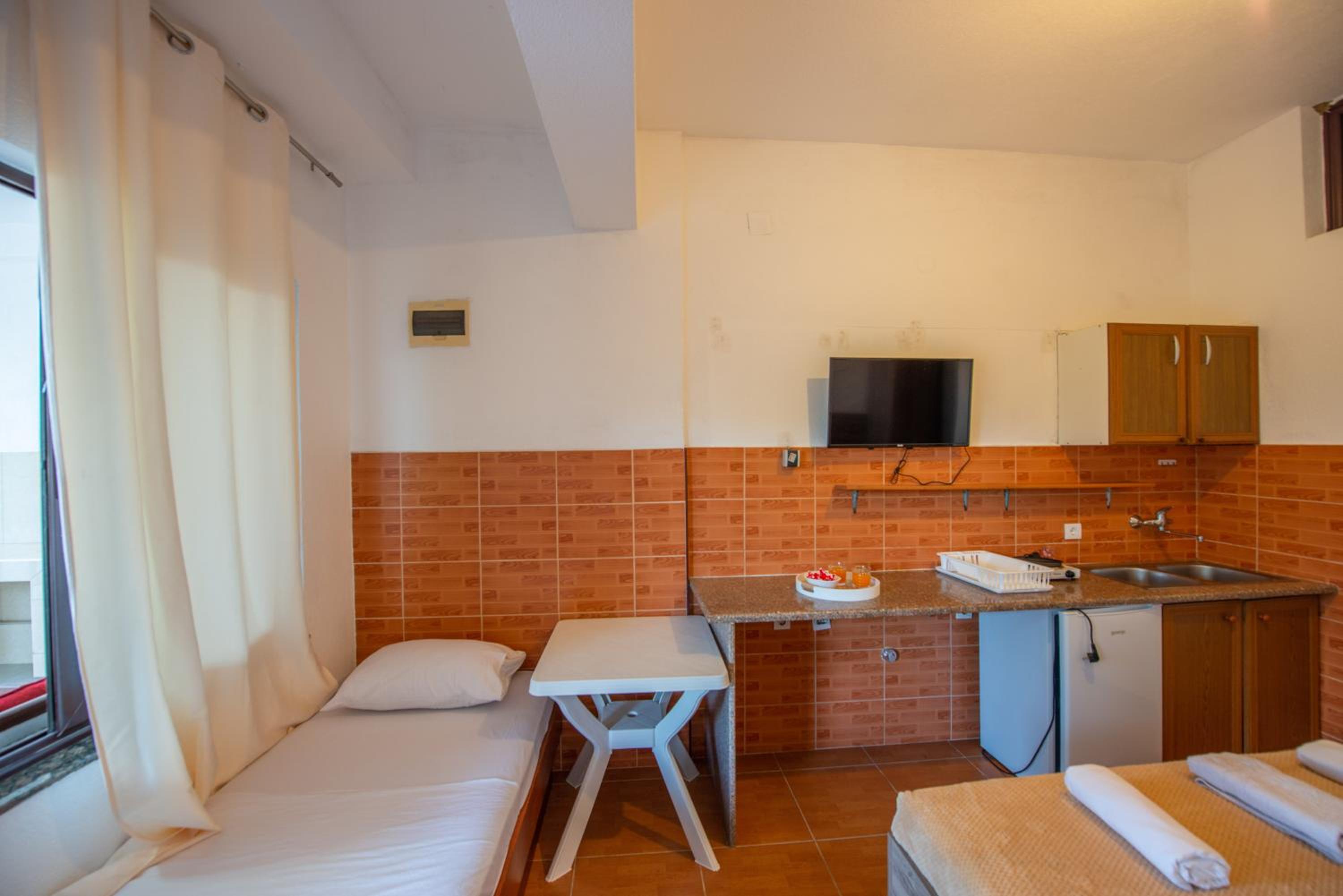 Ami Apartments