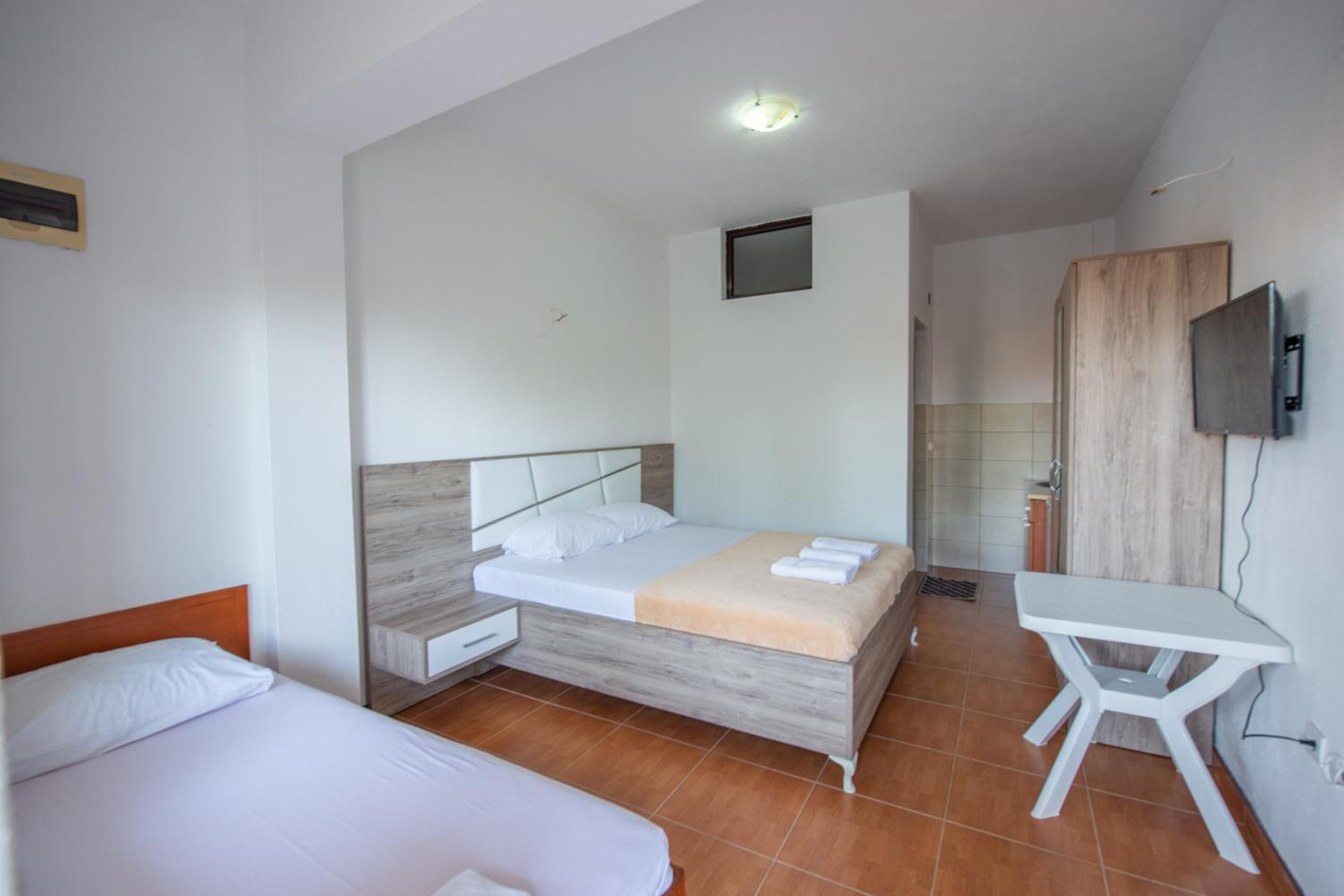 Ami Apartments