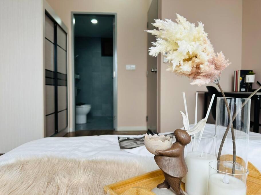 MVA17#Family Suite 8pax 3 Rooms M Vertica Velocity Mall Cheras IKEA Mytown Short Walk to MRT & LRT Maluri
