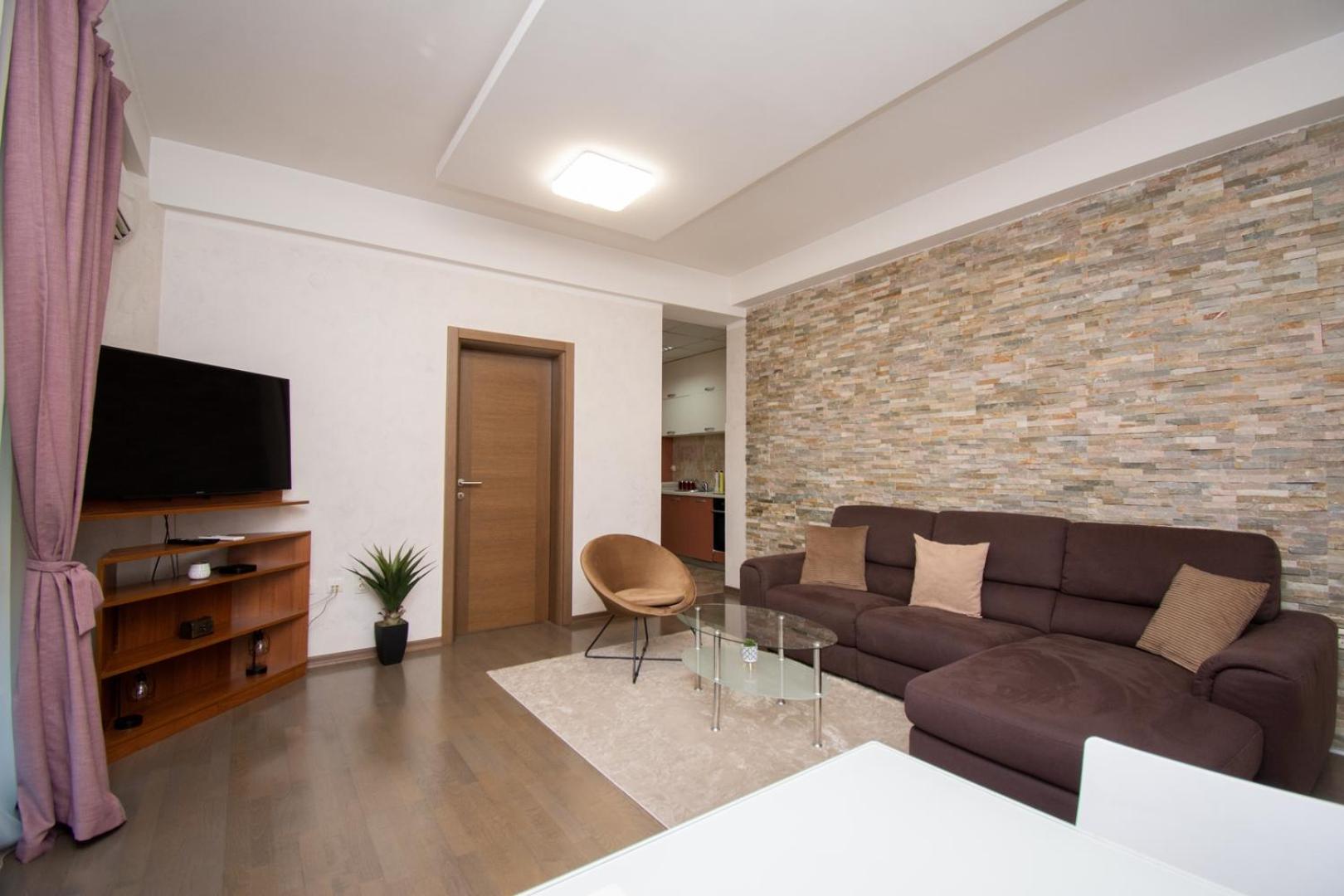 Maxim compass apartment view 3