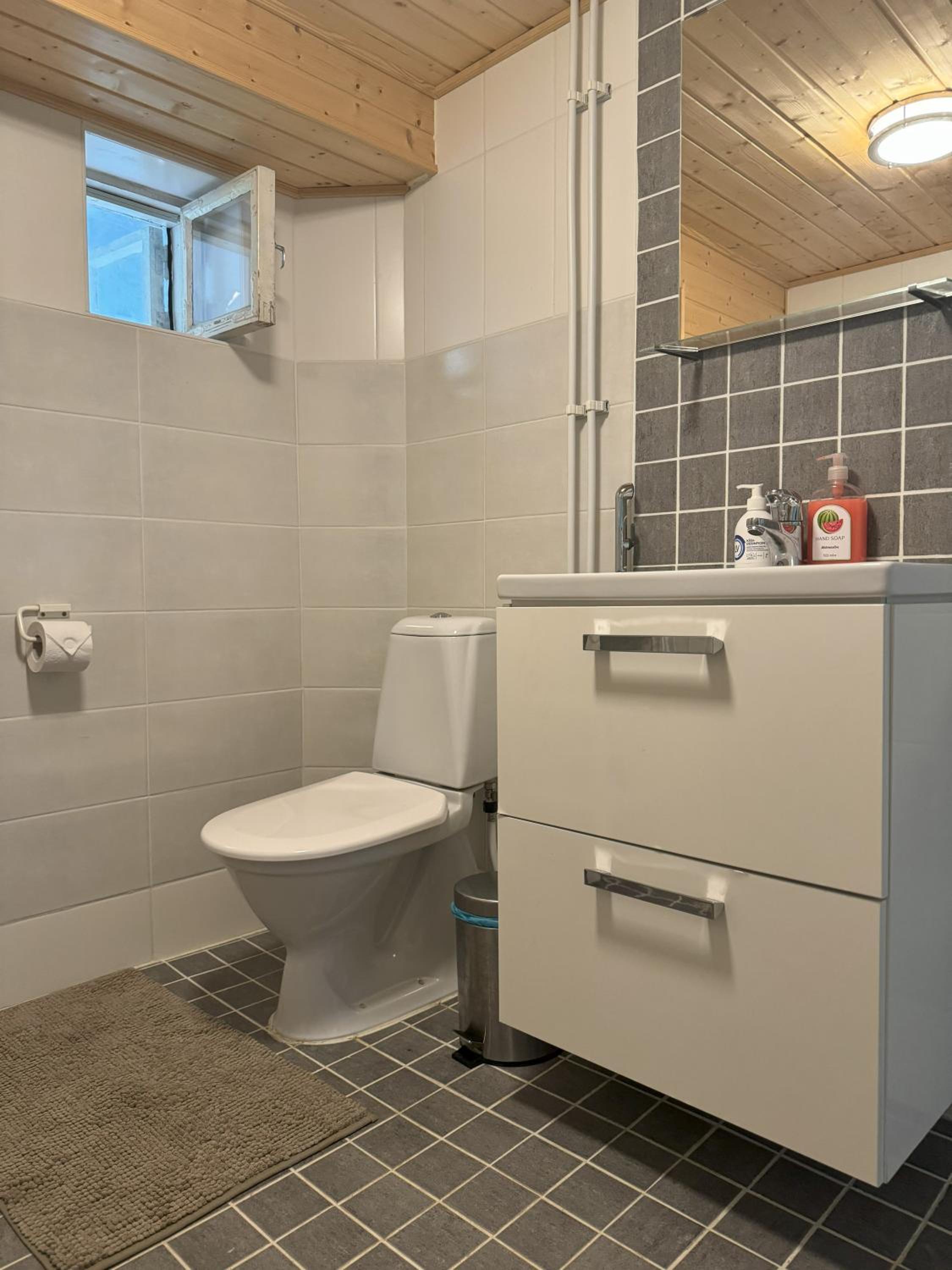 Lakeview apartment, Espoo