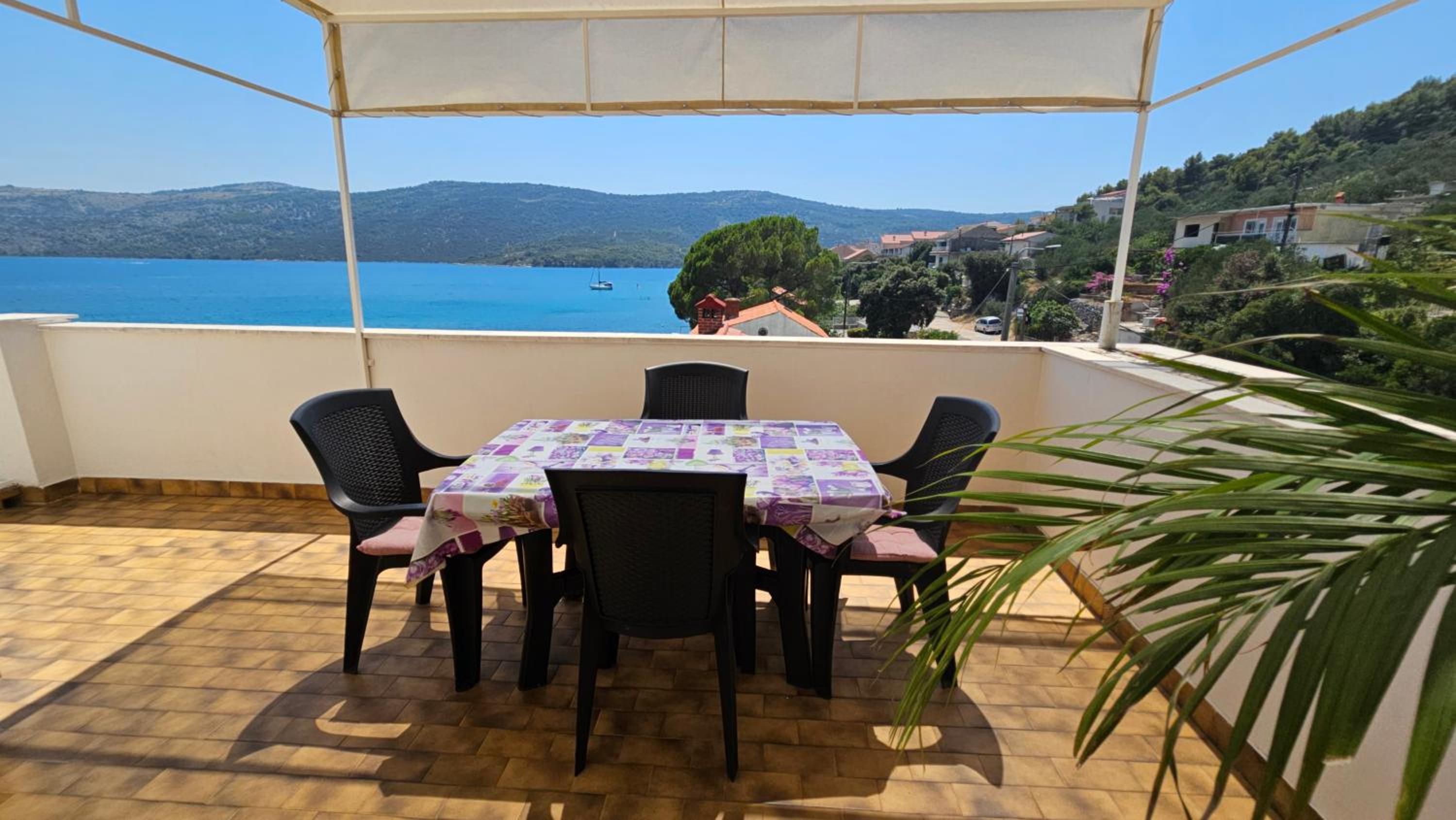 Beachfront Apartments Neves
