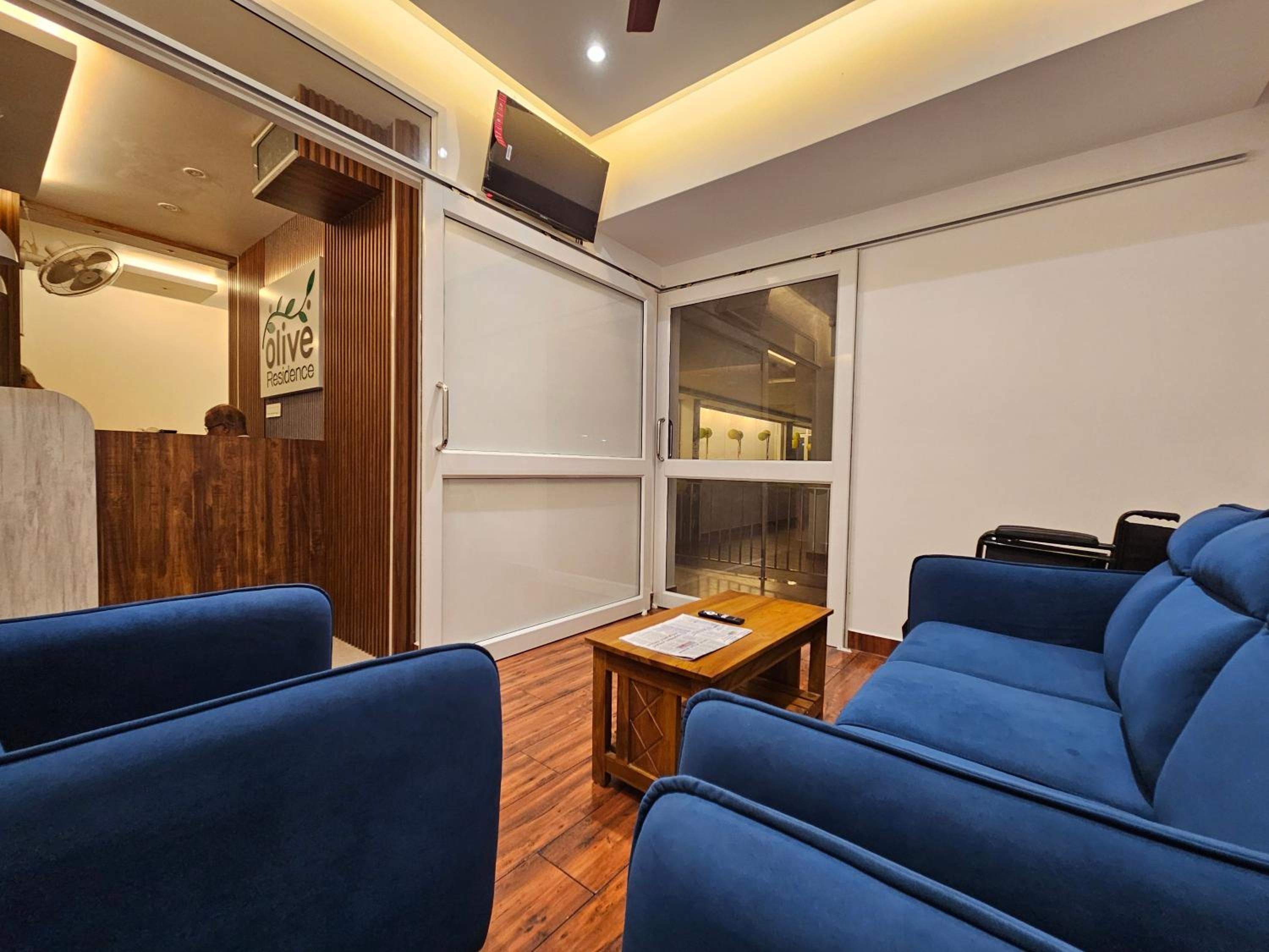 Olive Residence, Near Lakeshore Hospital view 5