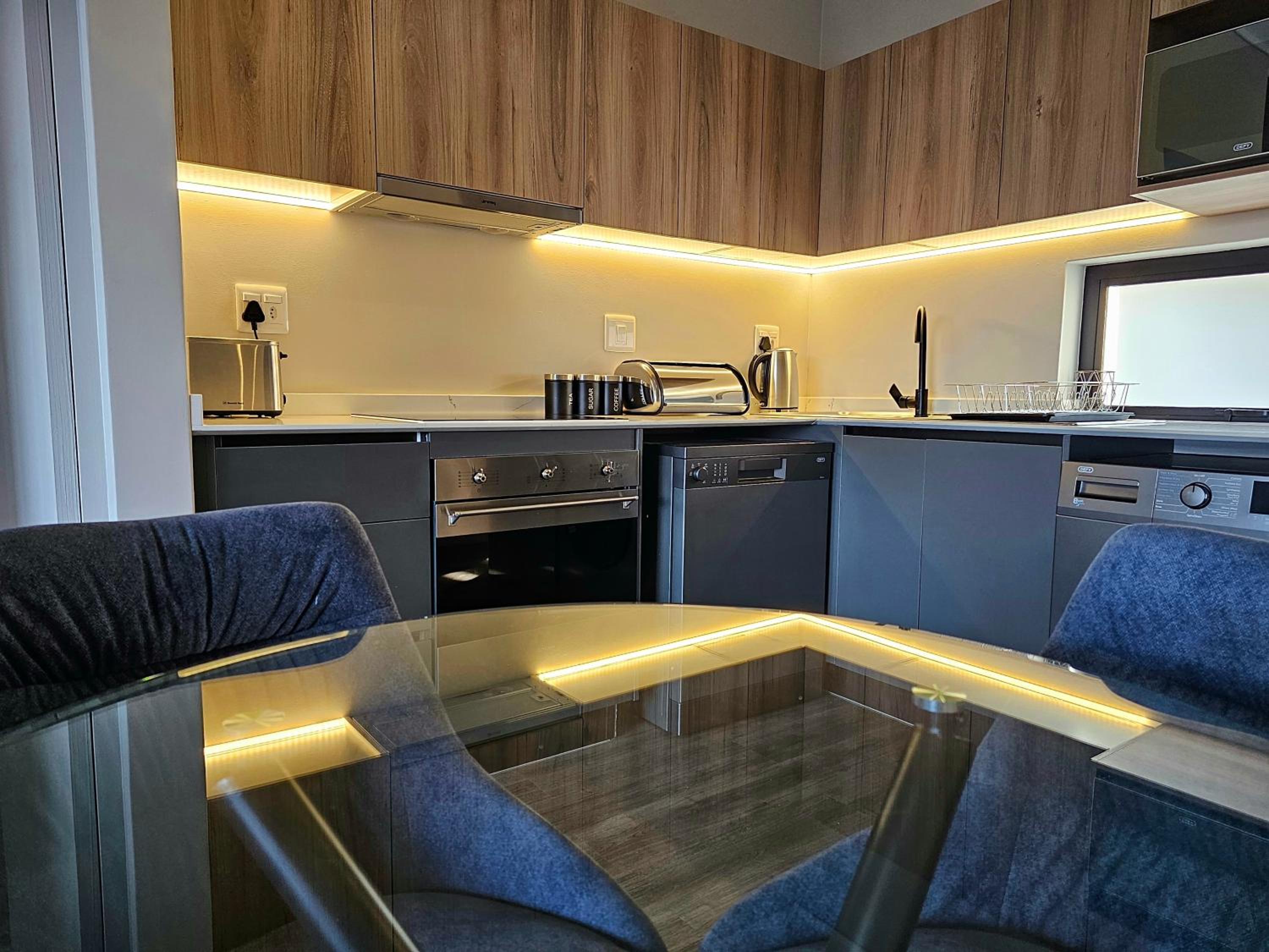 2BR Apt with 2 Kitchens & Balcony
