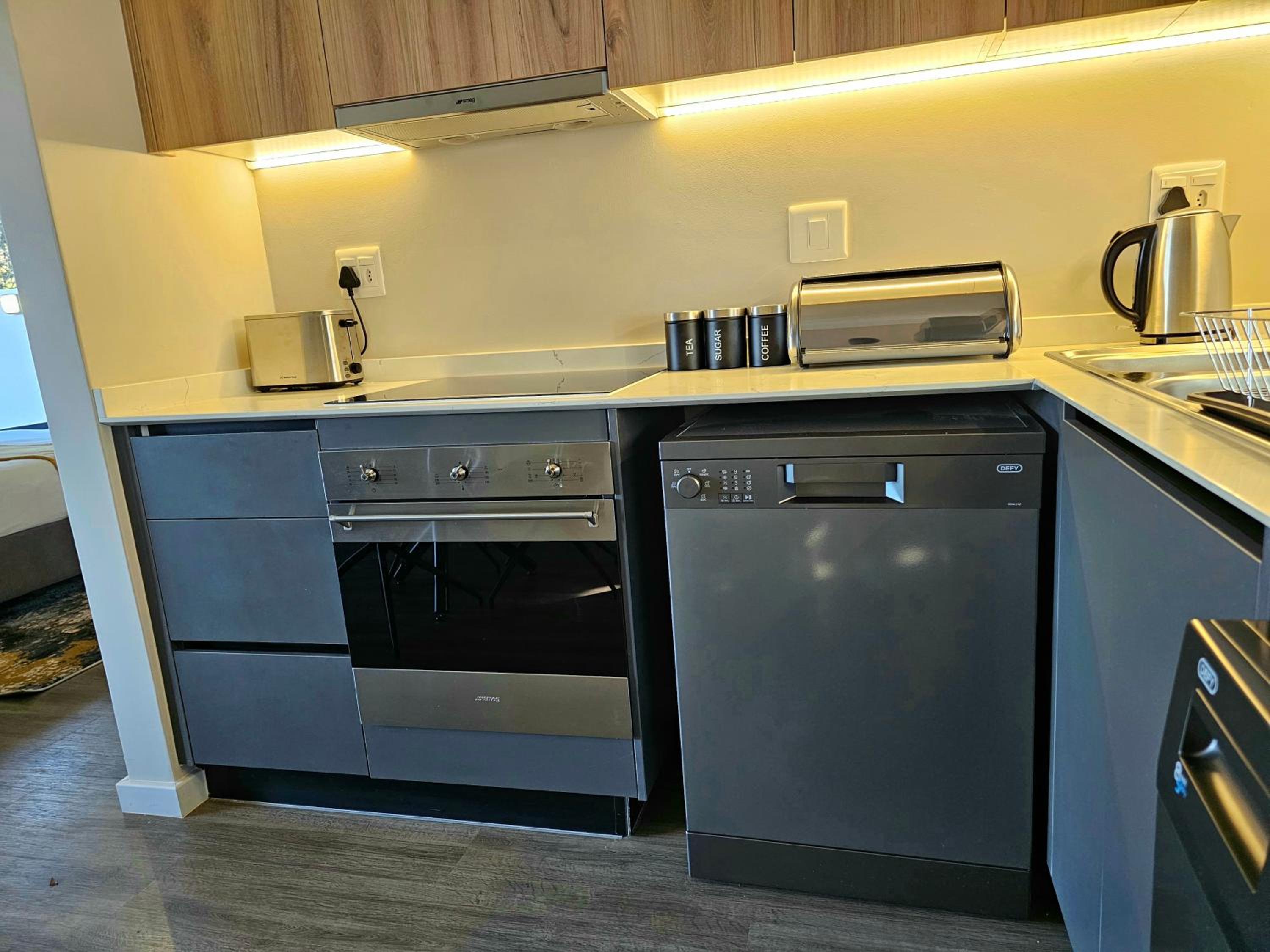 2BR Apt with 2 Kitchens & Balcony