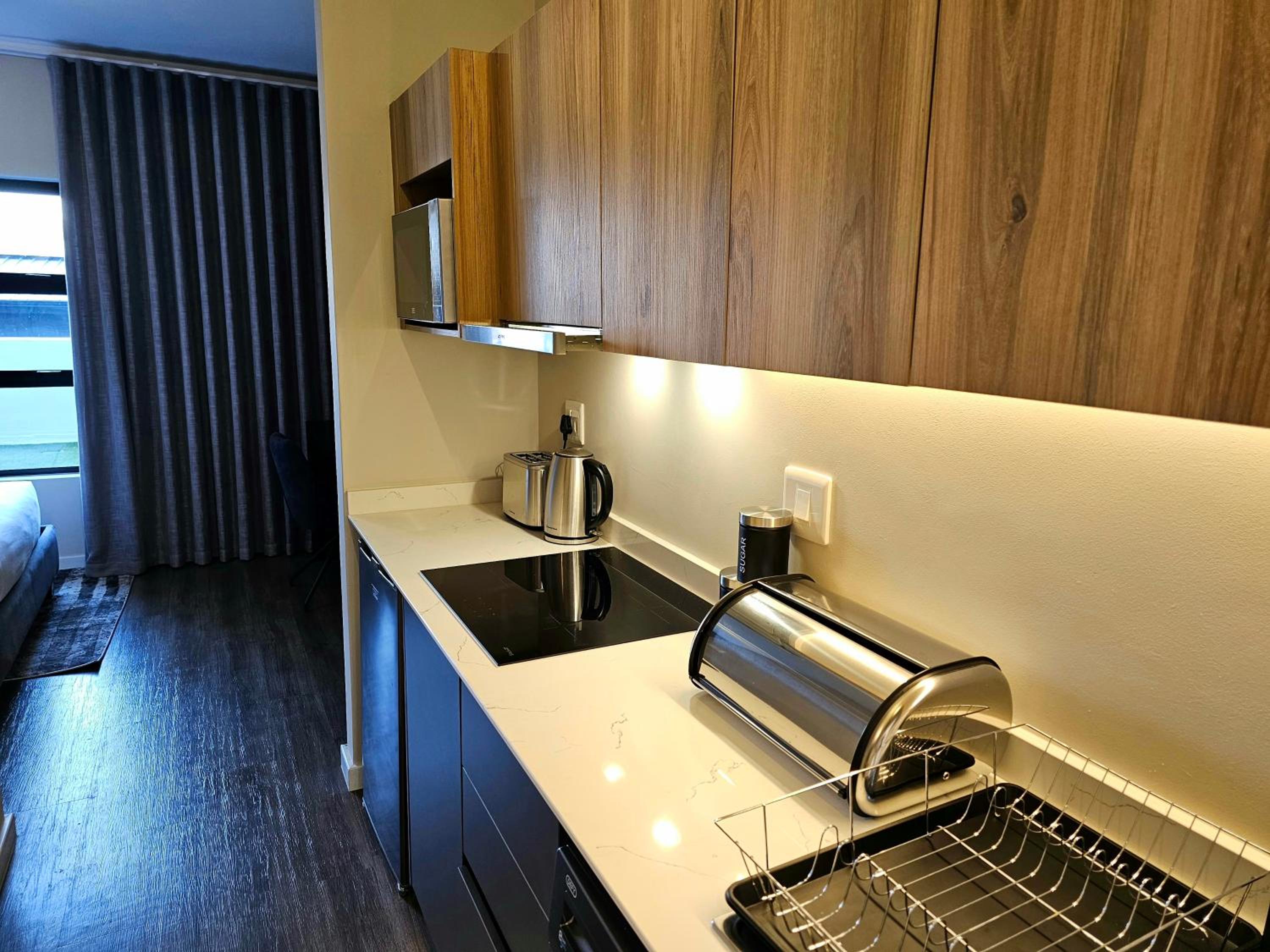 2BR Apt with 2 Kitchens & Balcony