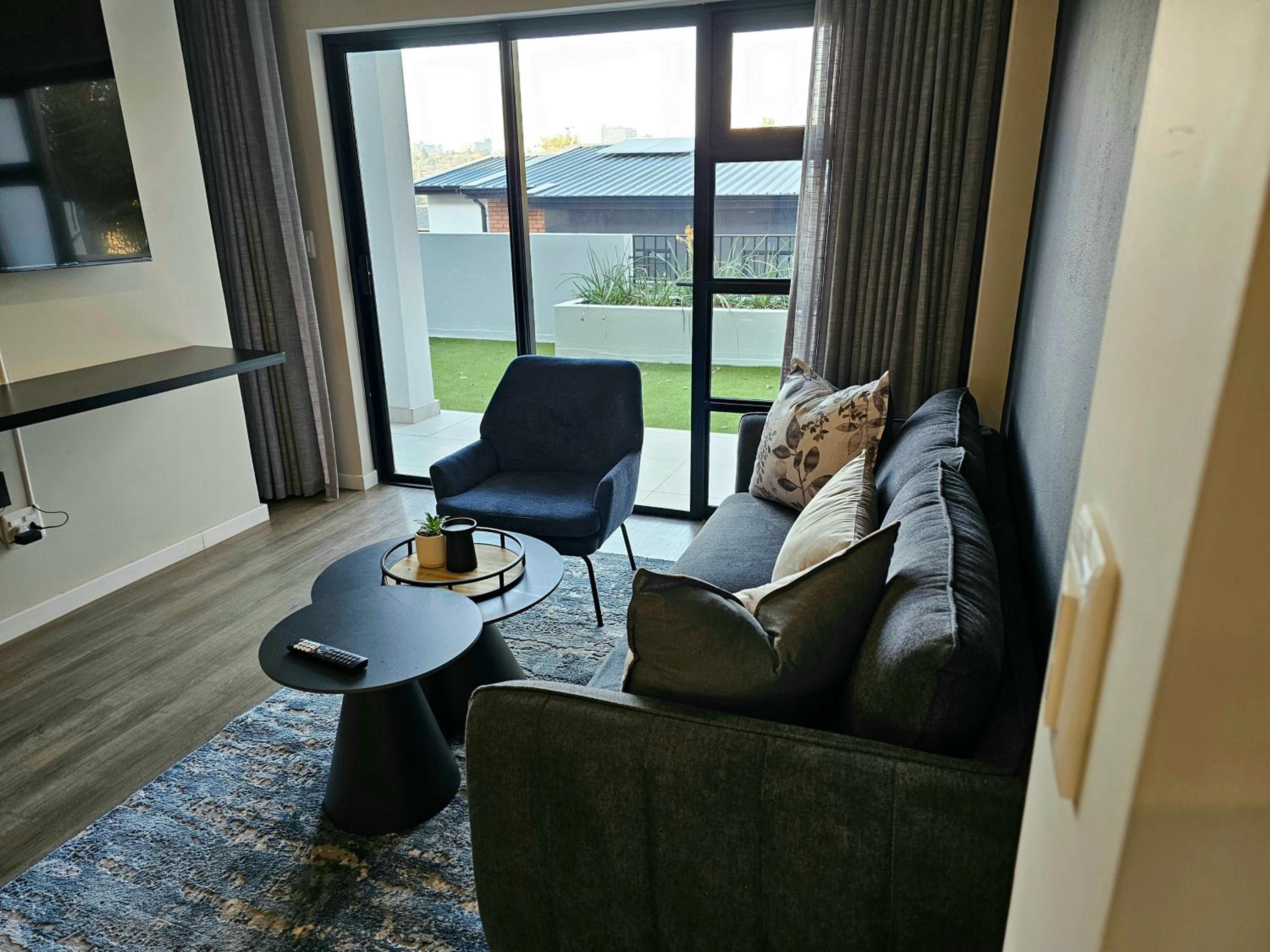 2BR Apt with 2 Kitchens & Balcony