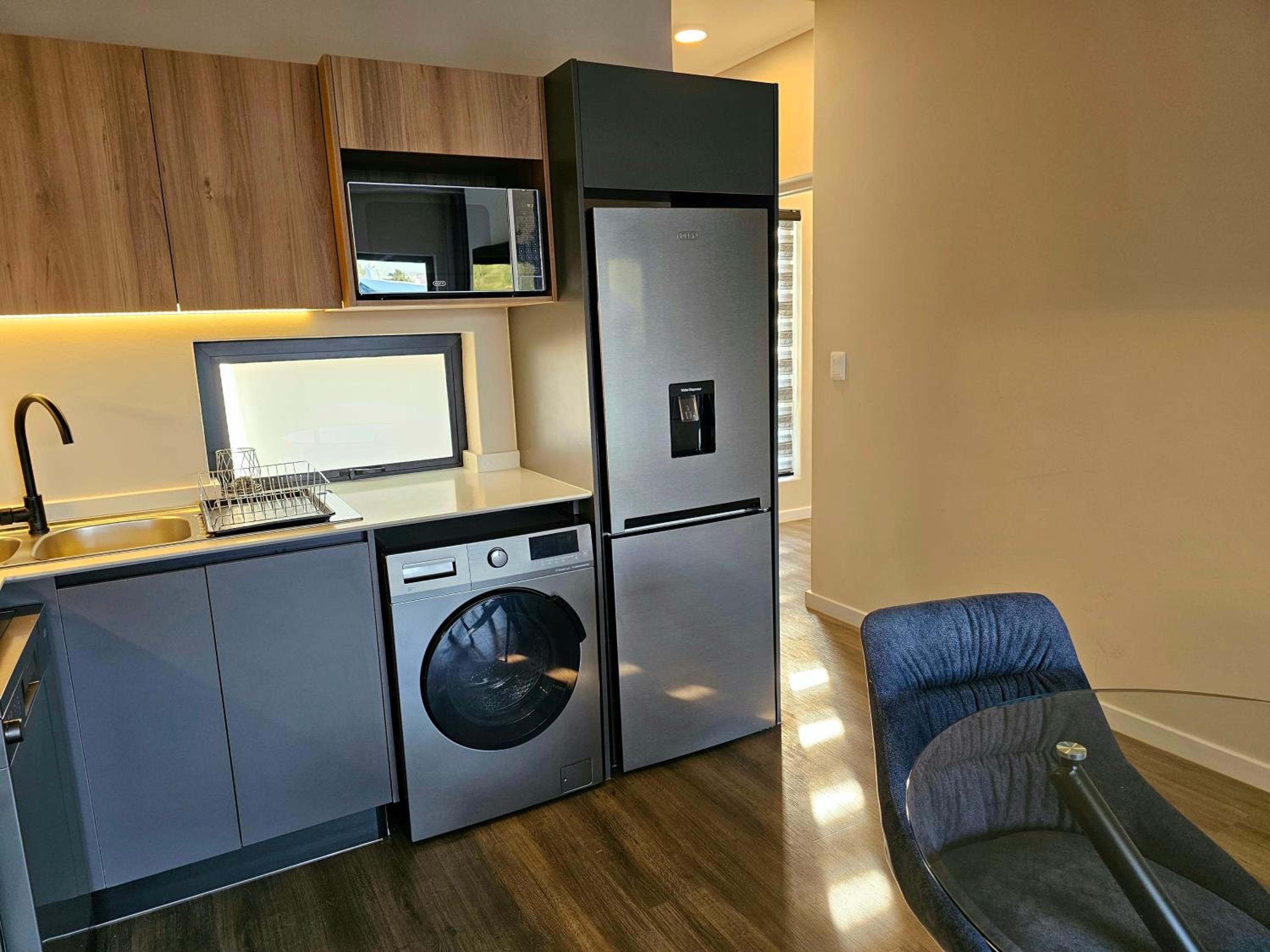 2BR Apt with 2 Kitchens & Balcony