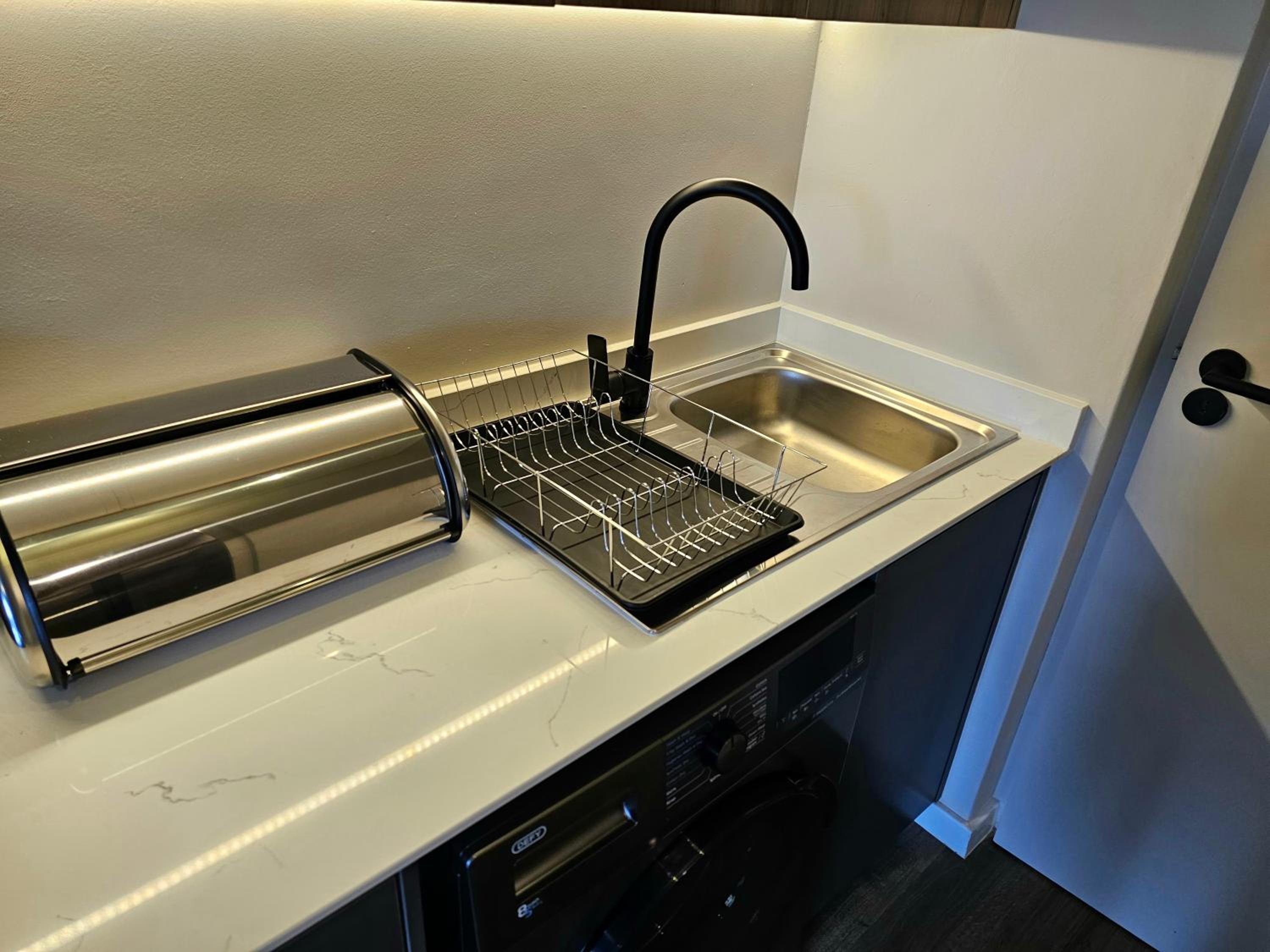 2BR Apt with 2 Kitchens & Balcony