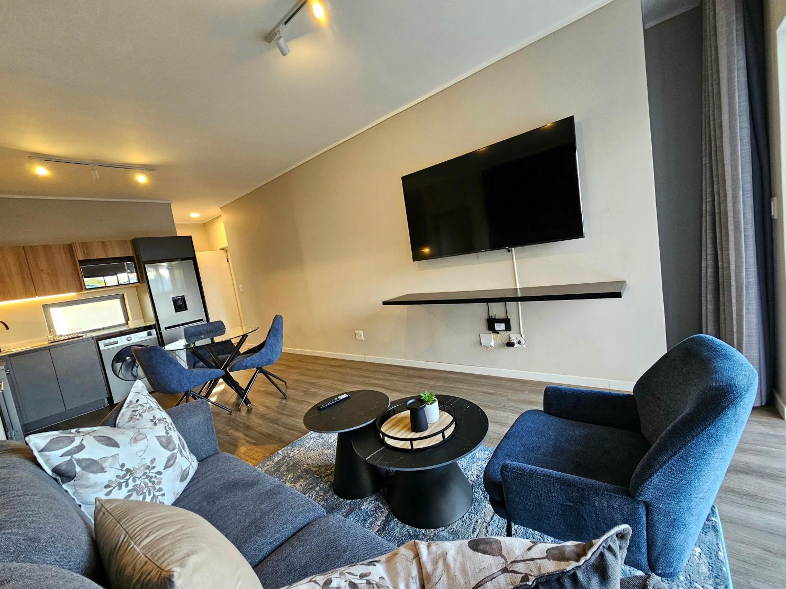 2BR Apt with 2 Kitchens & Balcony