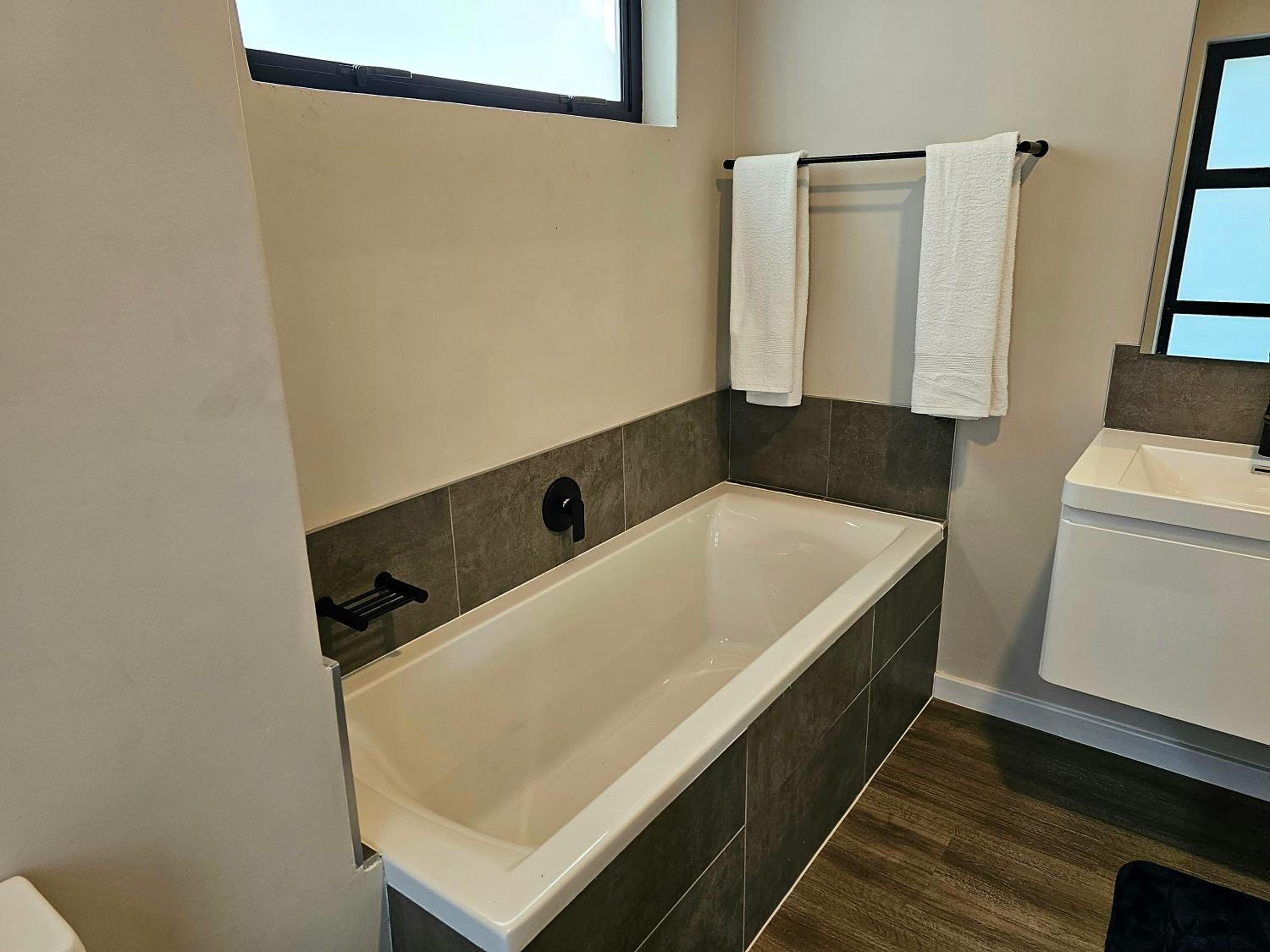 2BR Apt with 2 Kitchens & Balcony