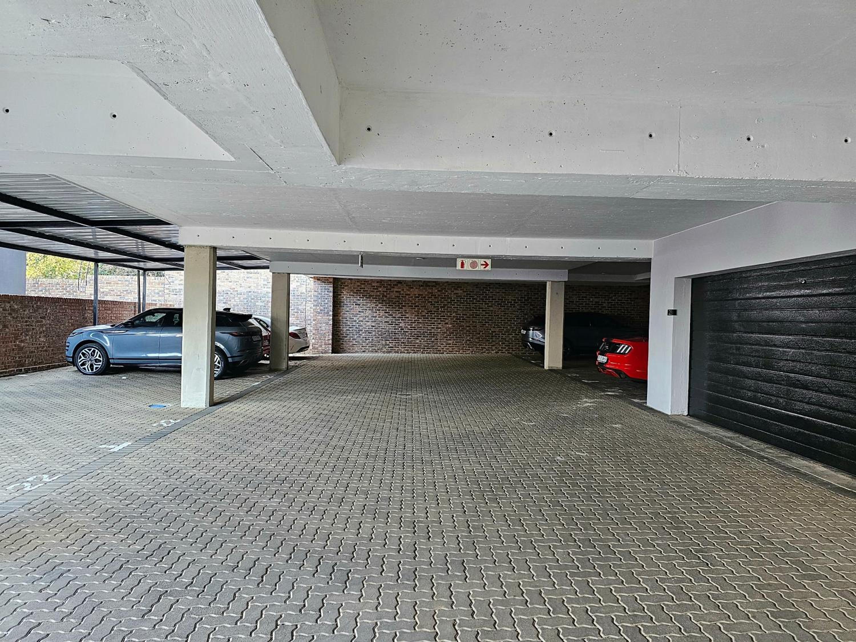 2BR Apt with 2 Kitchens & Balcony