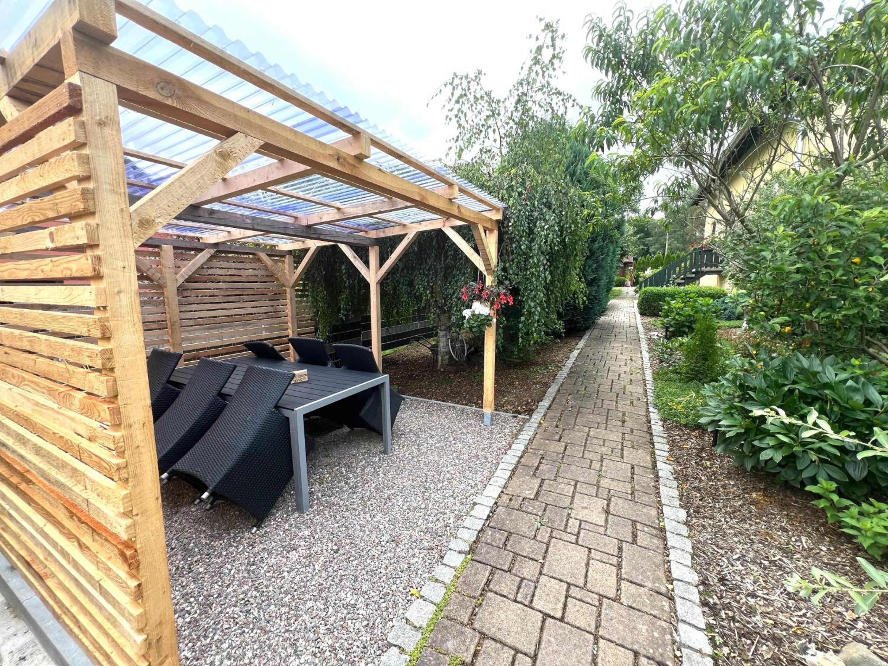 Schöne Ferienwohnung im Grünen