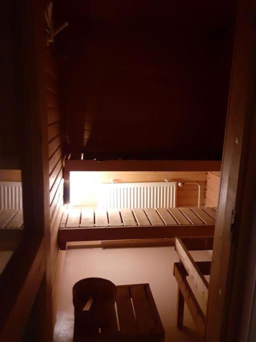 Spacious apartment near the center of Salo