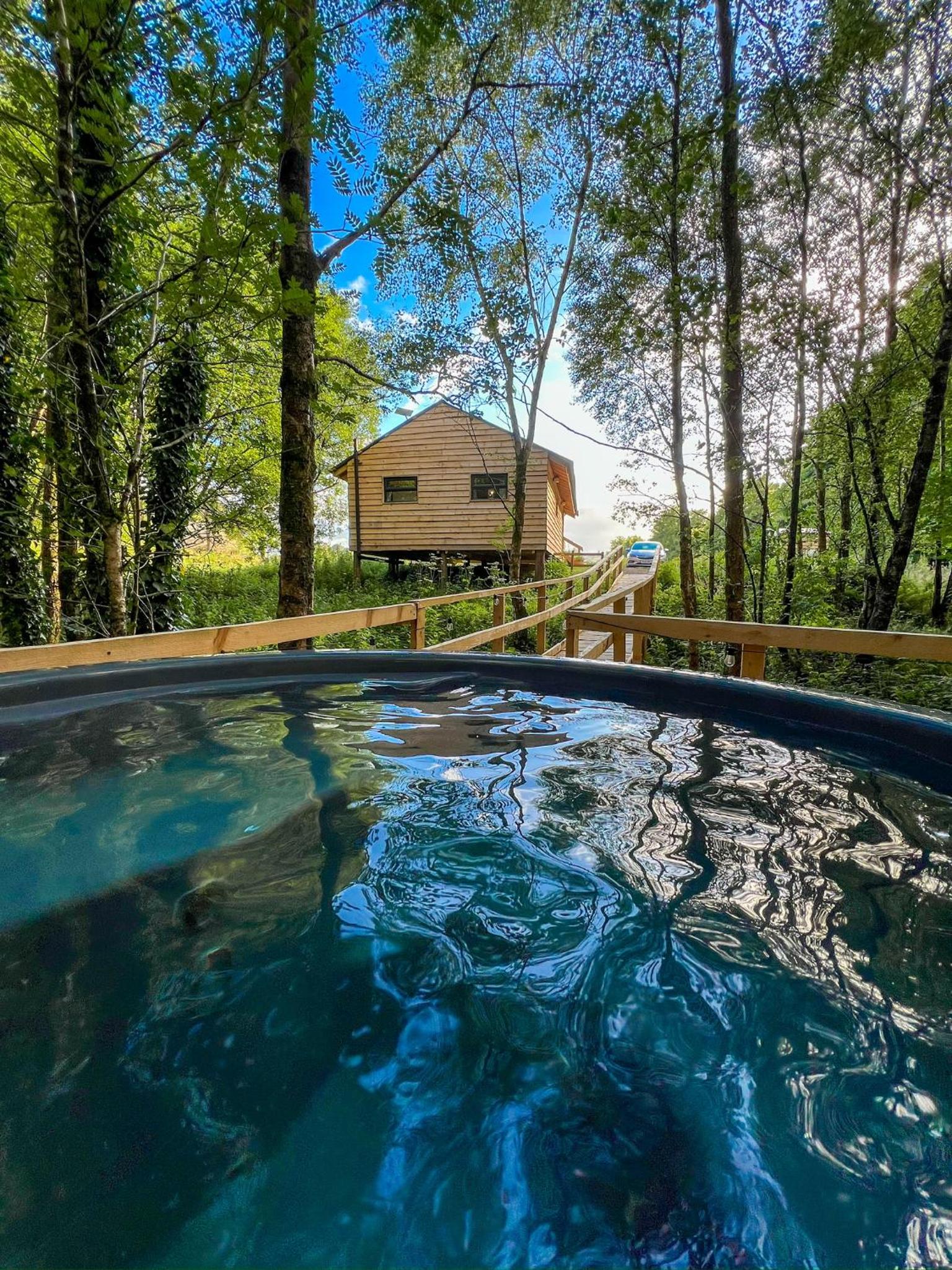 Tempo Manor Cabins view 2
