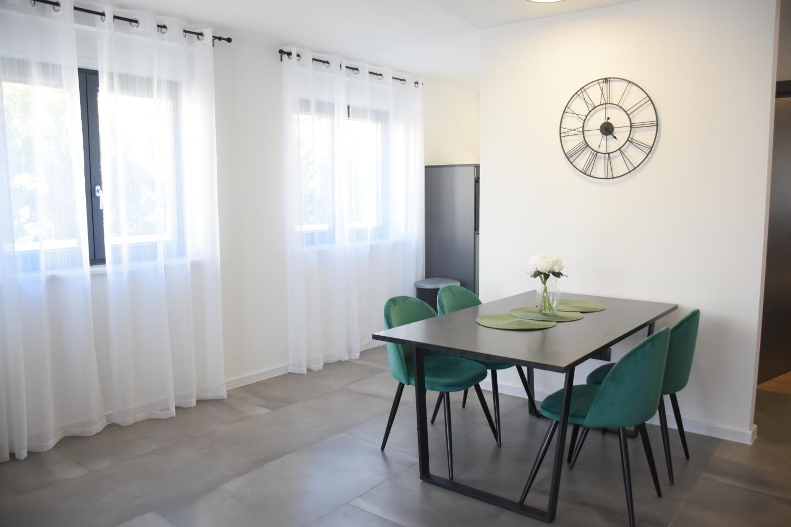 Apartments Rismondi 37E view 3