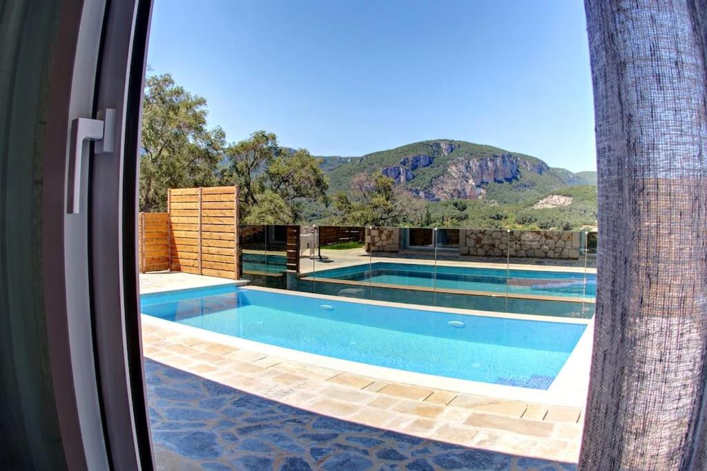 Villa di Pietra III