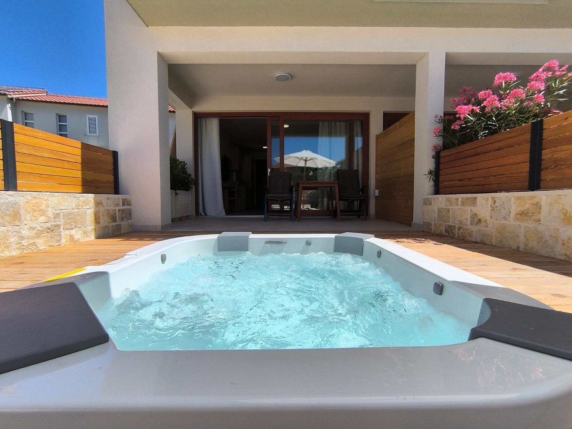 Villa Lojena, luxury studio with Jacuzzi id 112 view 4