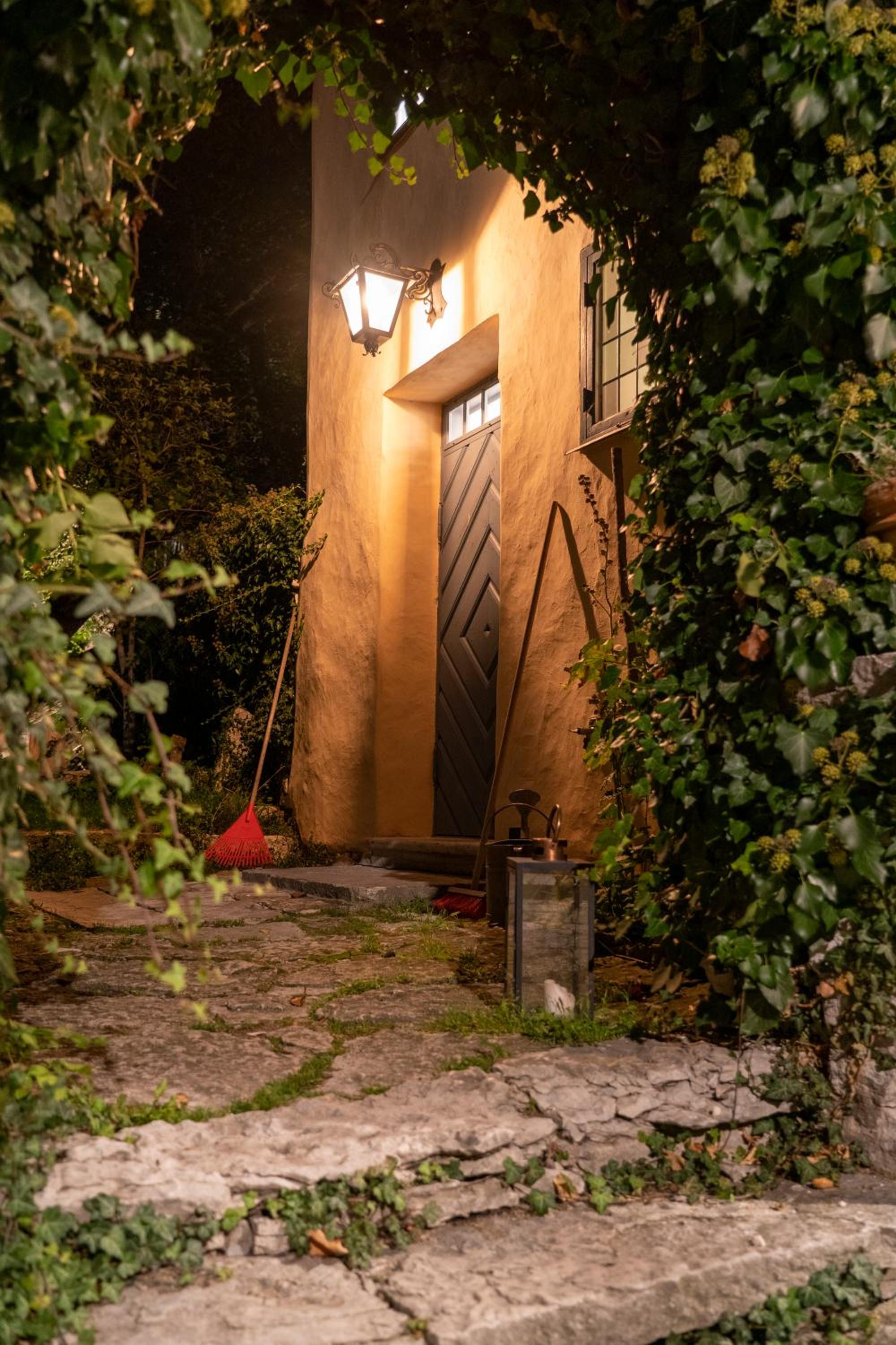 Photo 32