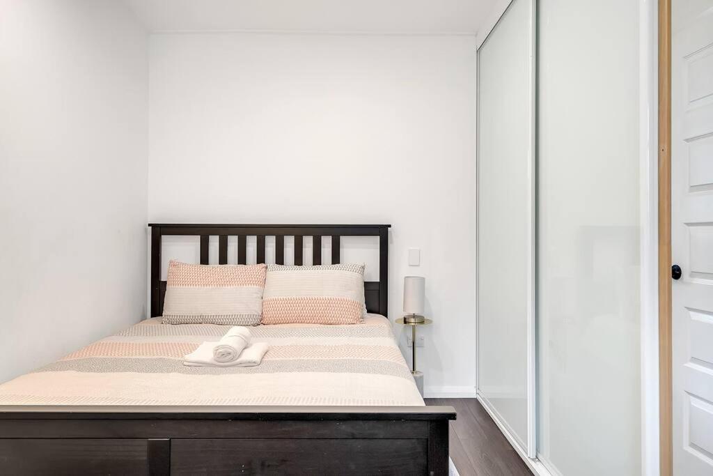 21P Unique design 4 Bedroom Townhouse Near Darling Harbour 9 Min Walk