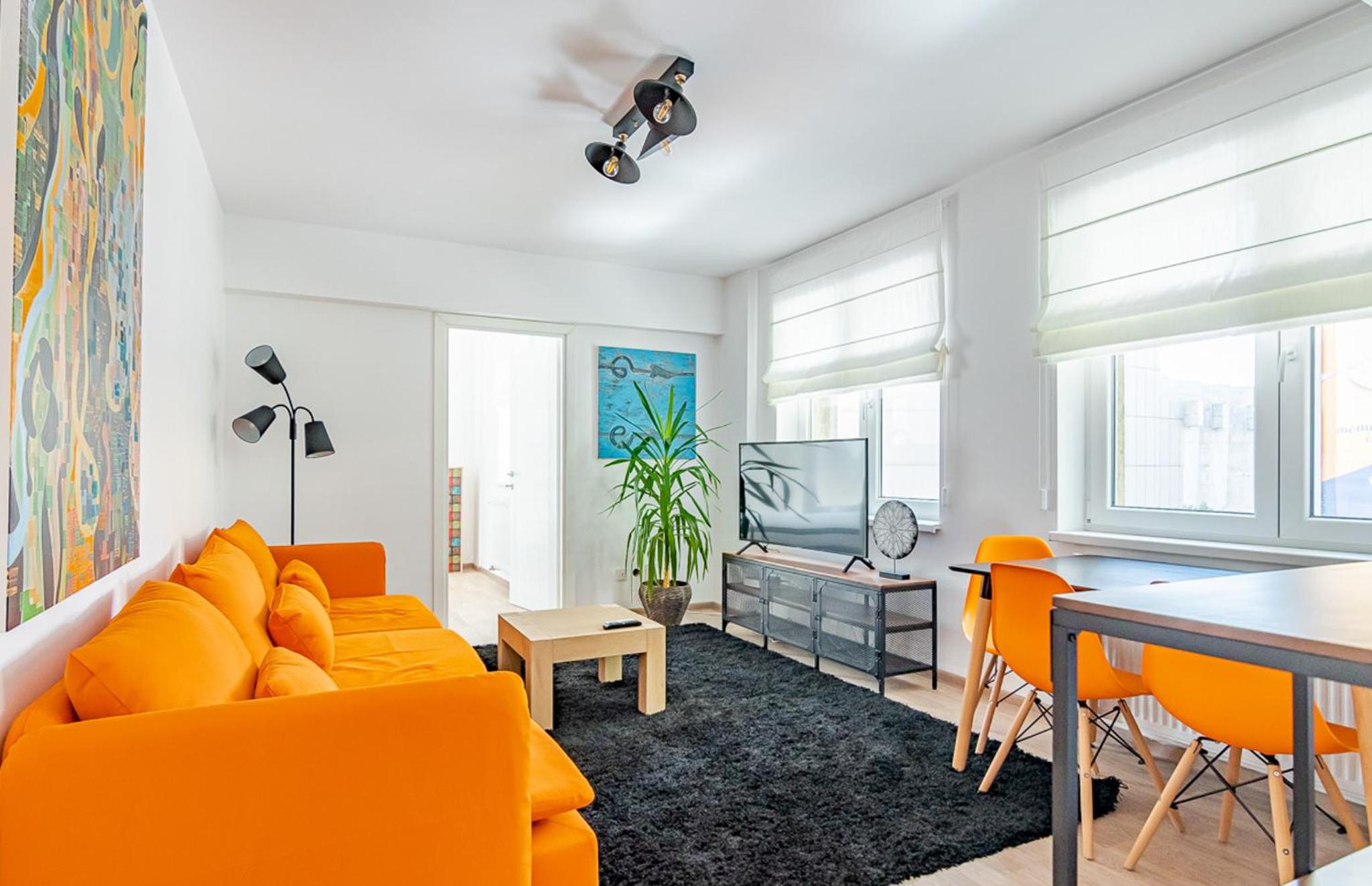 The Theatre-Ultracentral Deluxe Apartment