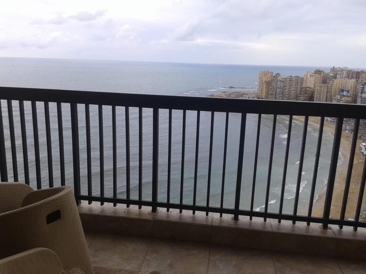 El Corniche Residential building